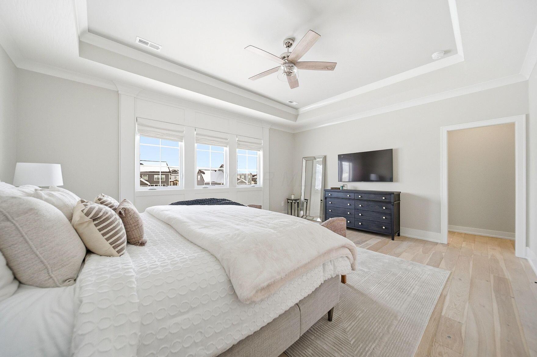 11294 Cedar Crest Drive