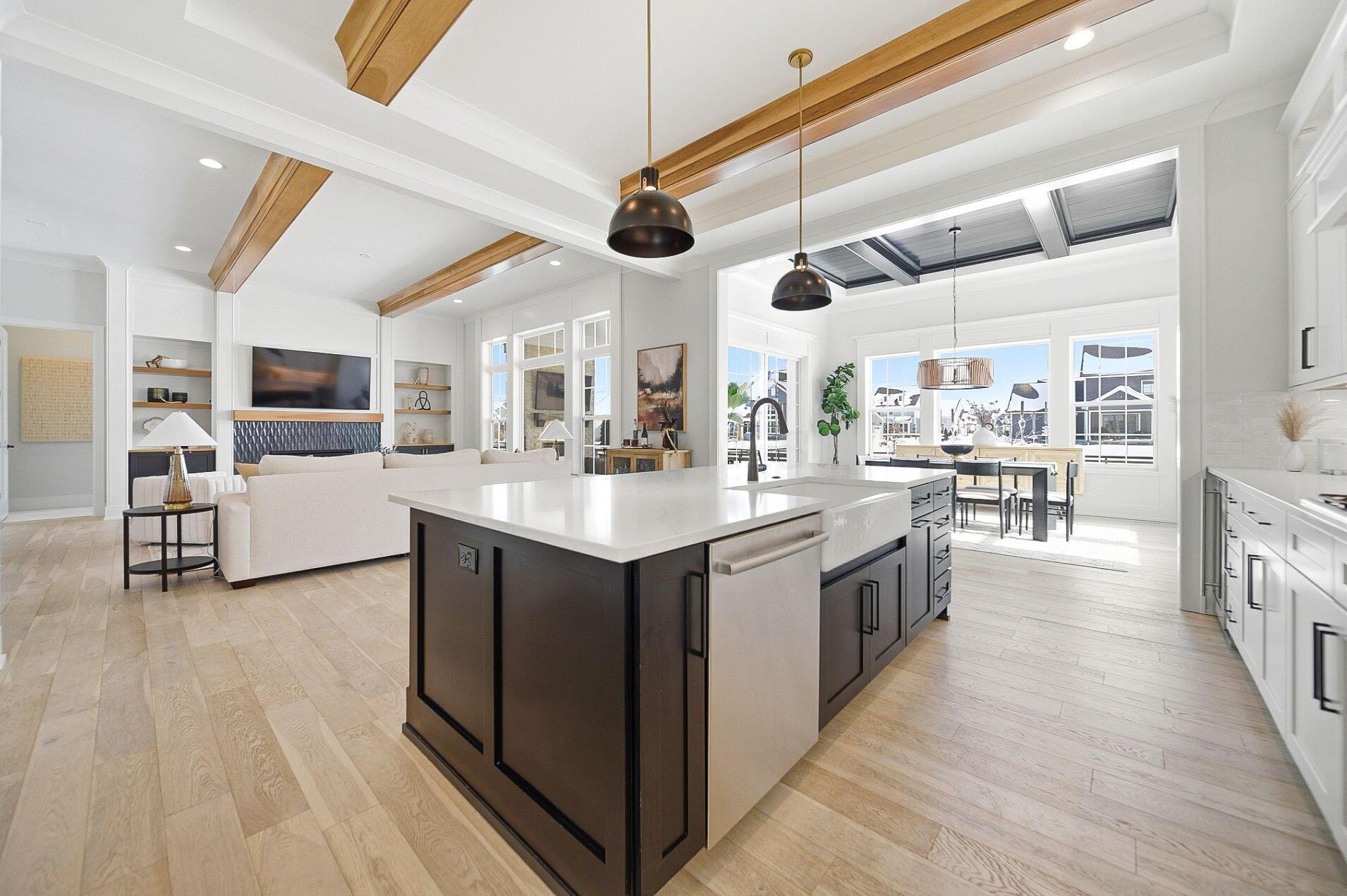 11294 Cedar Crest Drive