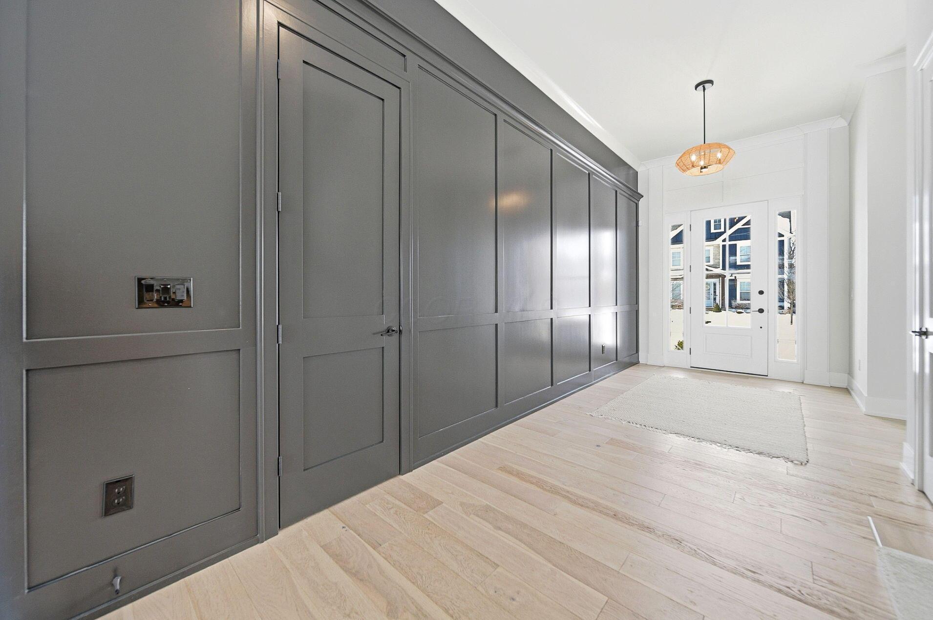 11294 Cedar Crest Drive