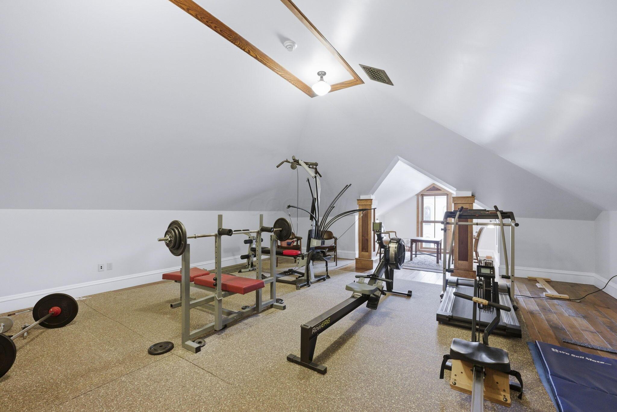 125 W Main Street, 2nd Floor