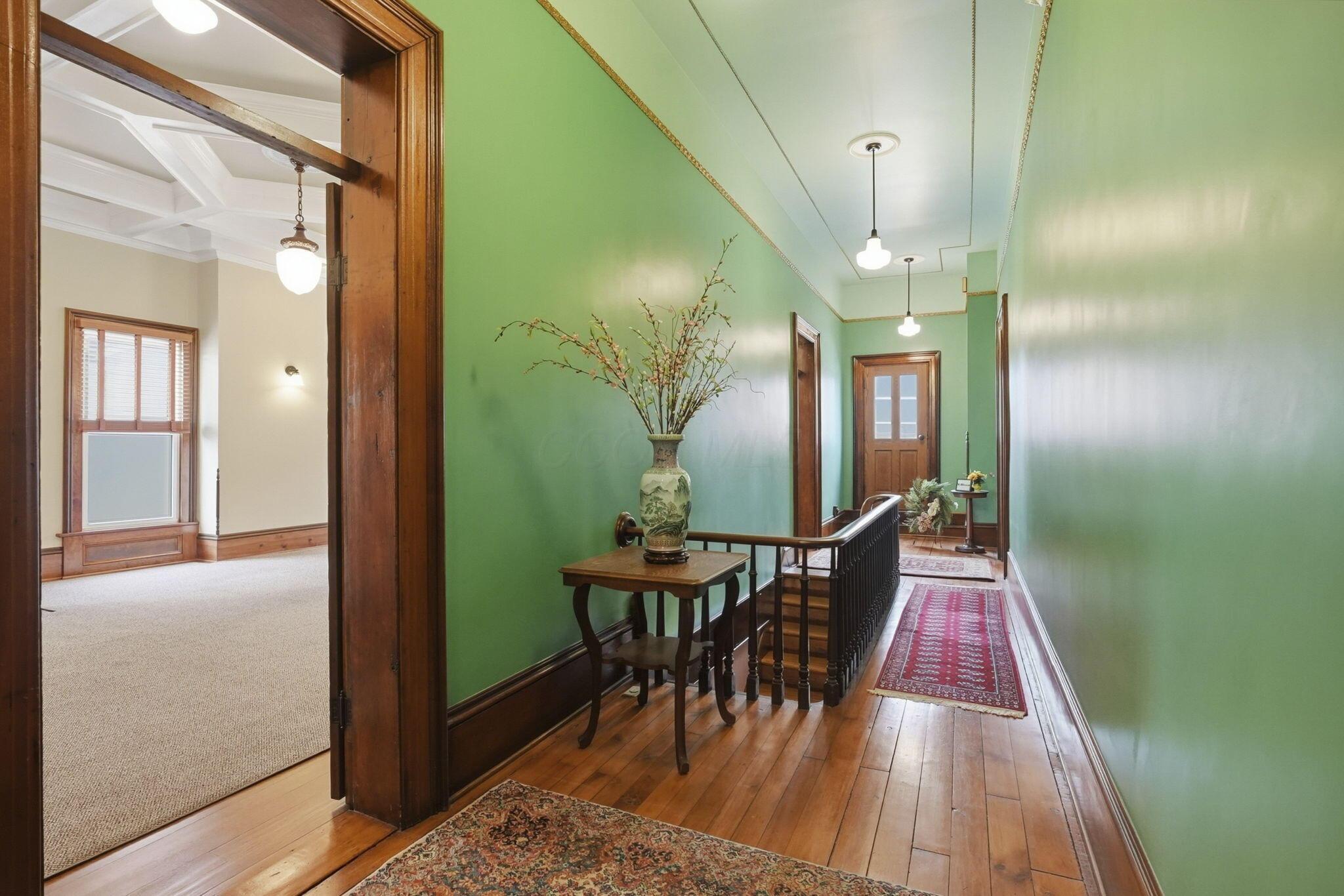 125 W Main Street, 2nd Floor