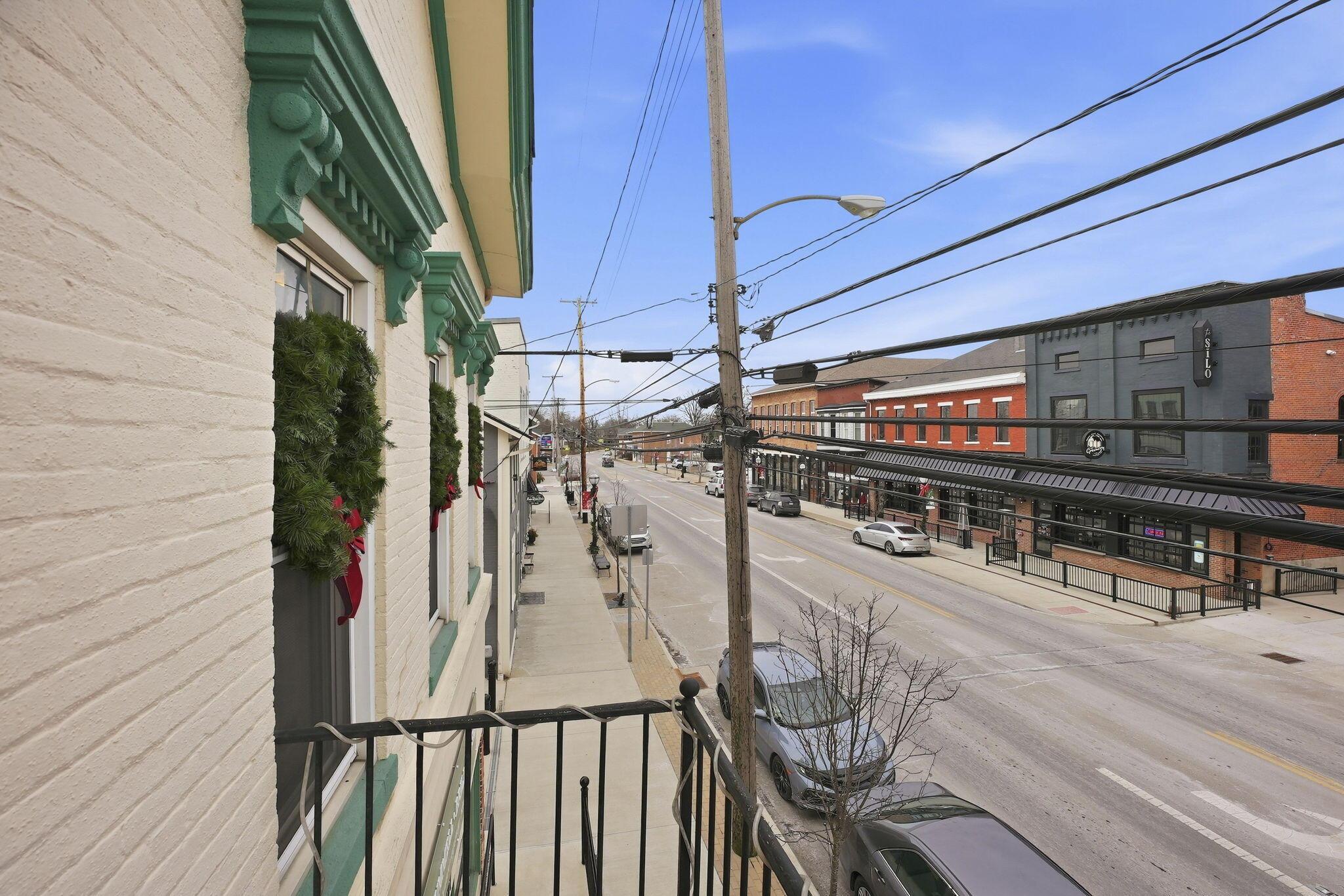 125 W Main Street, 2nd Floor