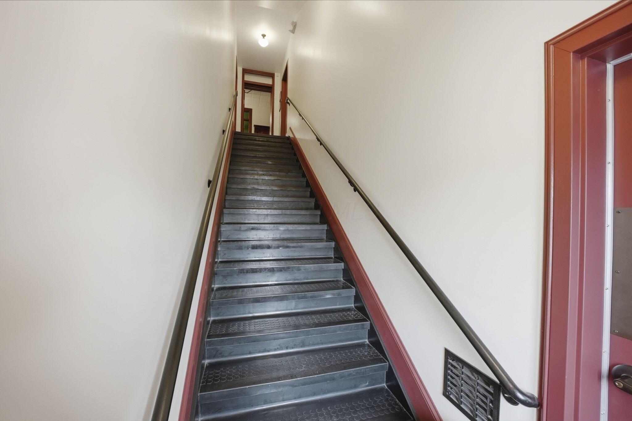 125 W Main Street, 2nd Floor