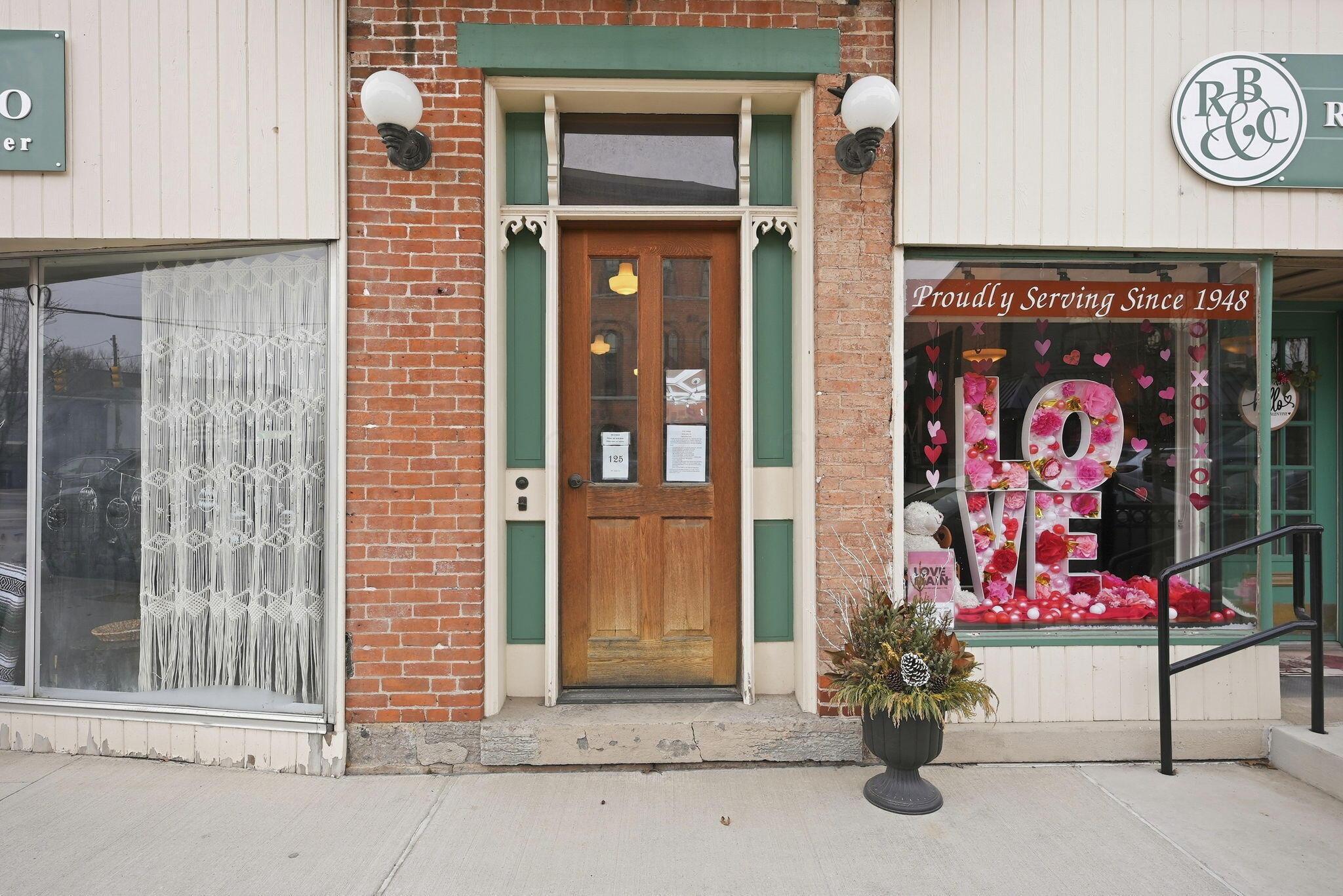 125 W Main Street, 2nd Floor