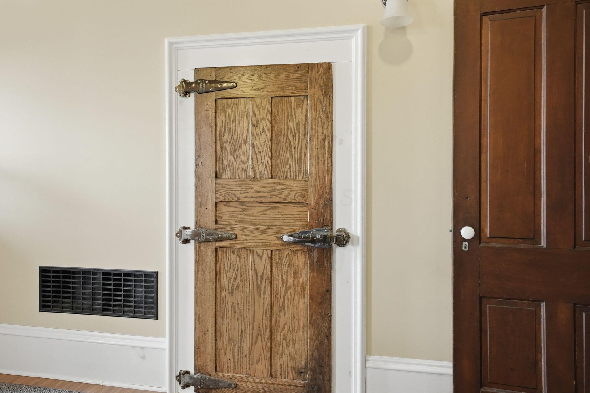 125 W Main Street, 2nd Floor