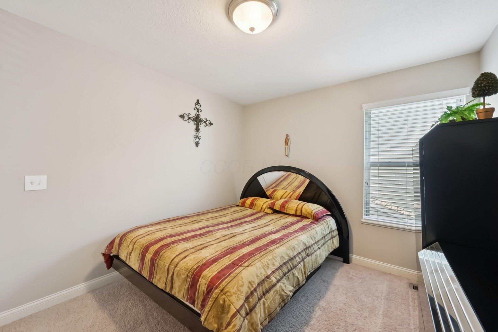 8648 Crooked Maple Drive