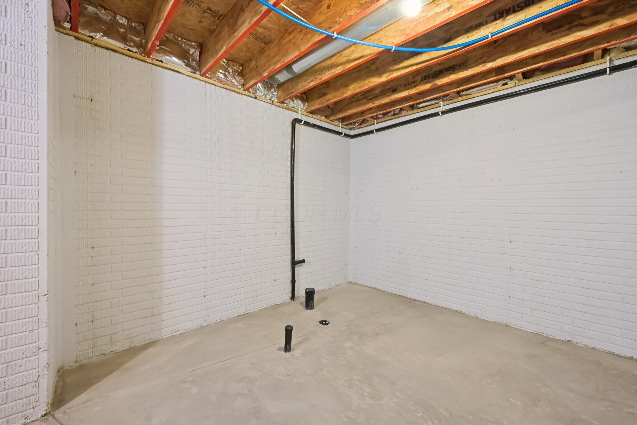 8648 Crooked Maple Drive