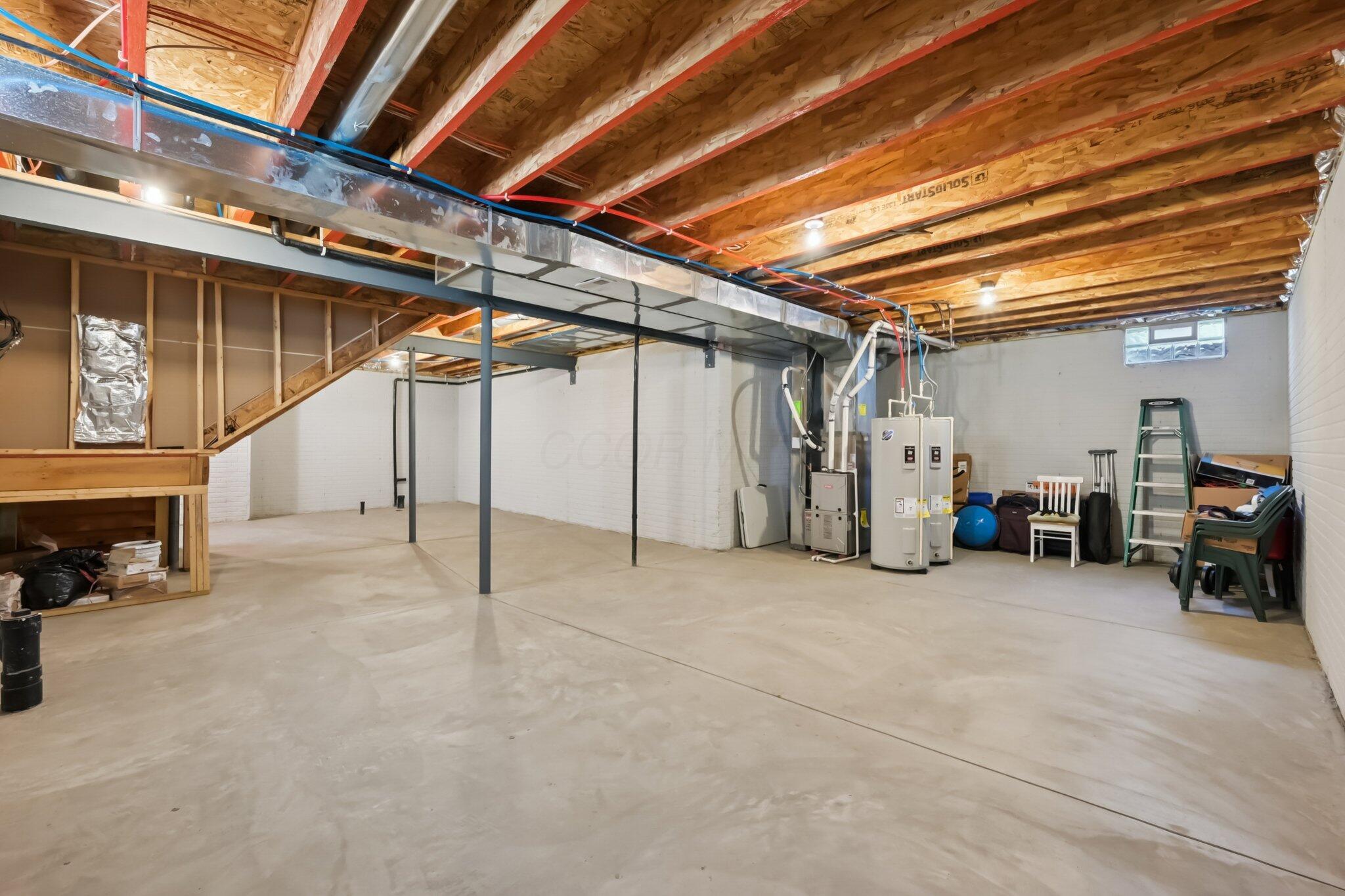 8648 Crooked Maple Drive