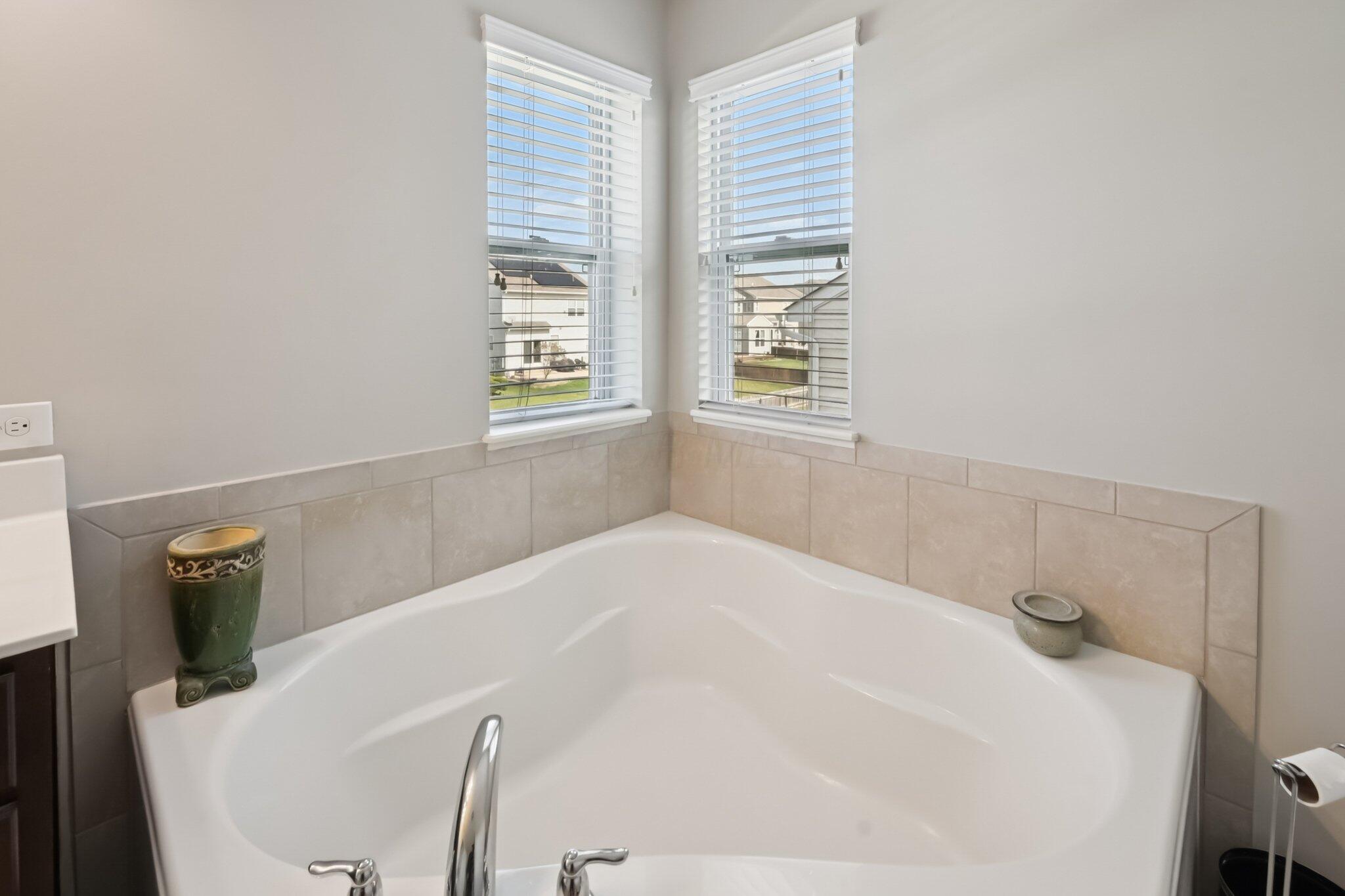 8648 Crooked Maple Drive