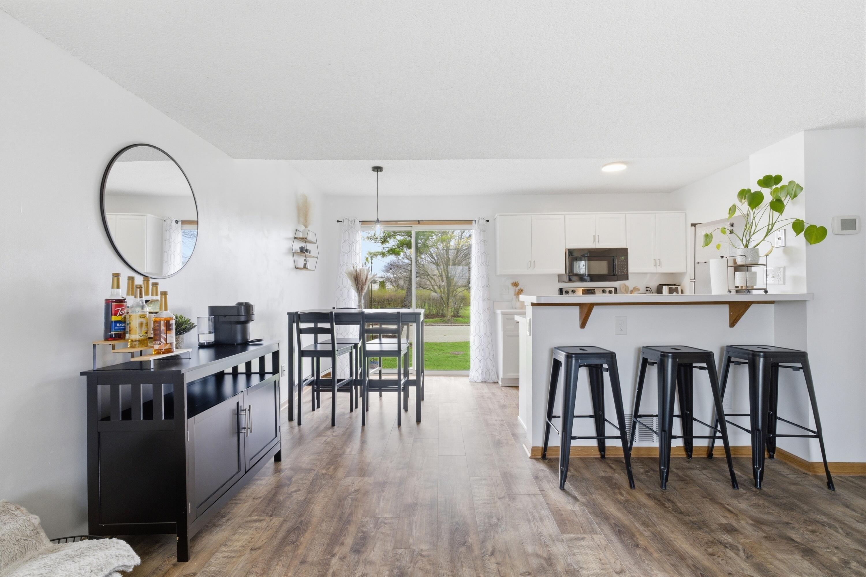 5082 Singleton Drive, 29C