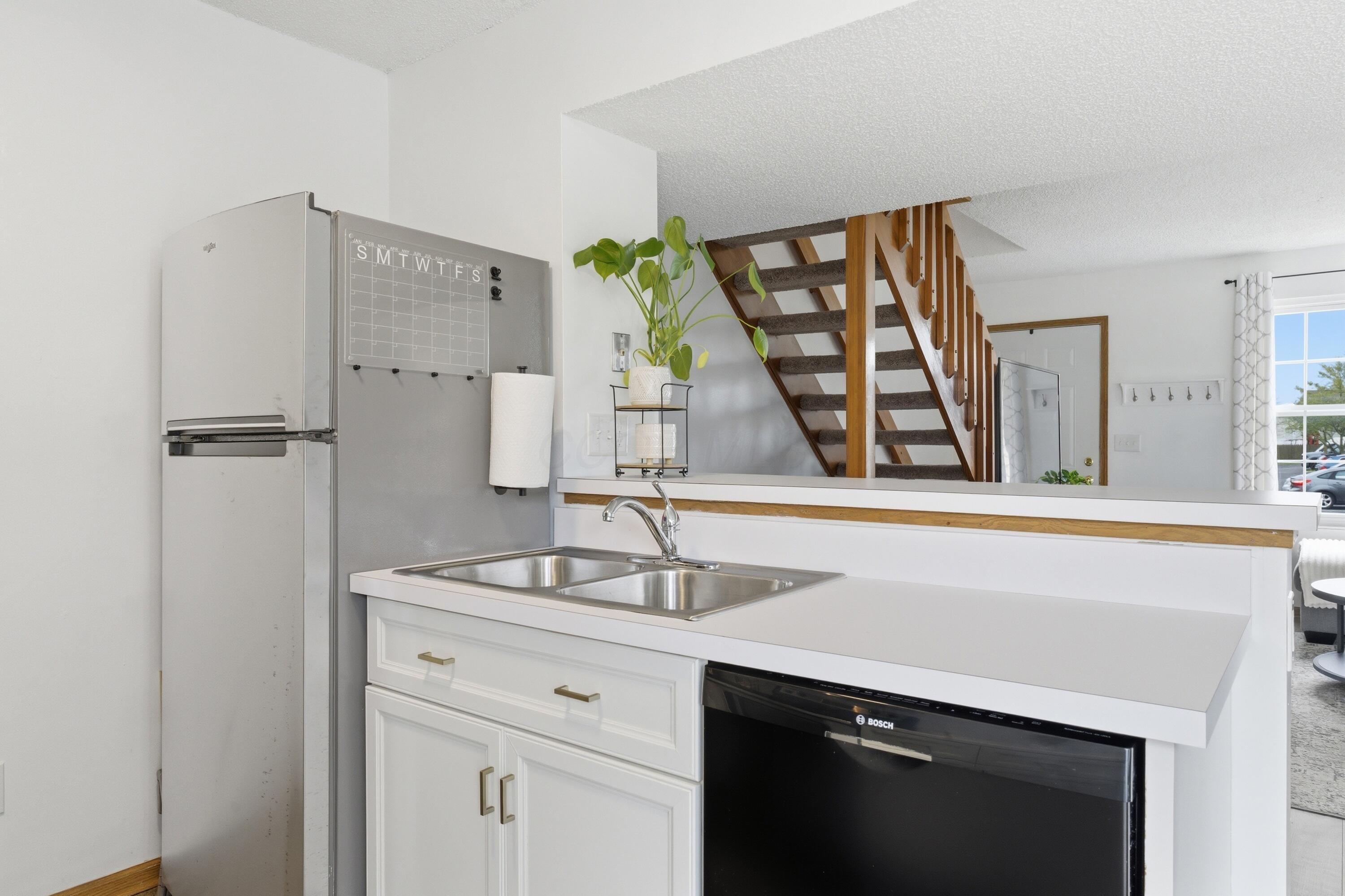 5082 Singleton Drive, 29C