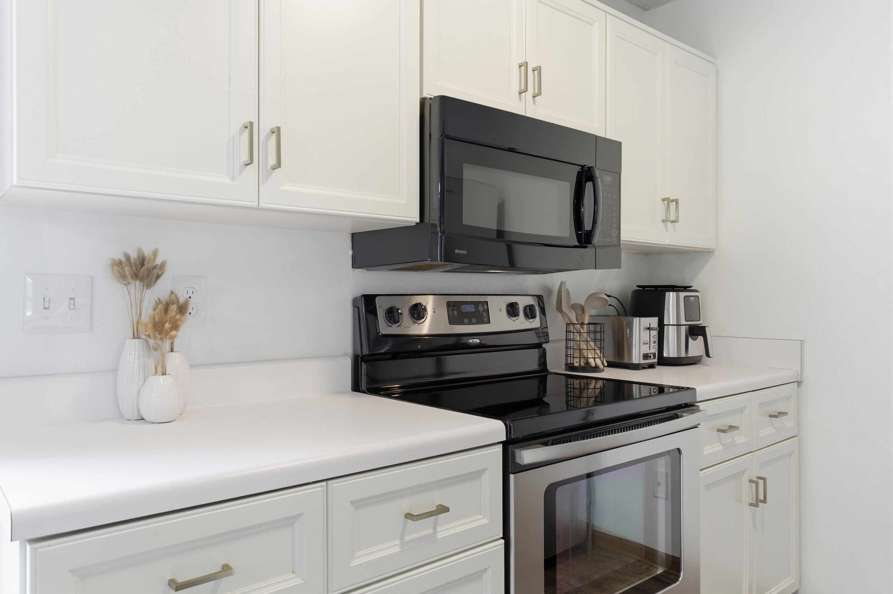 5082 Singleton Drive, 29C