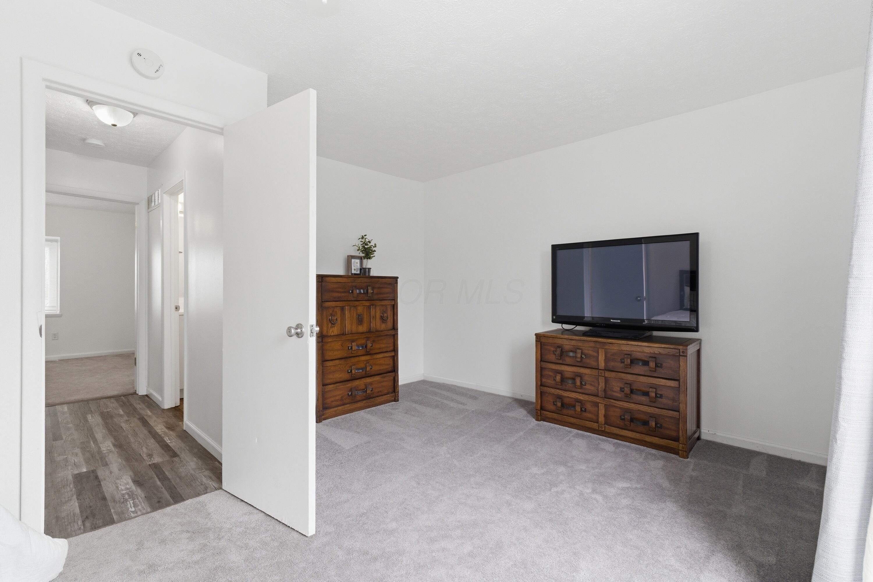 5272 Westbury Drive, 13B