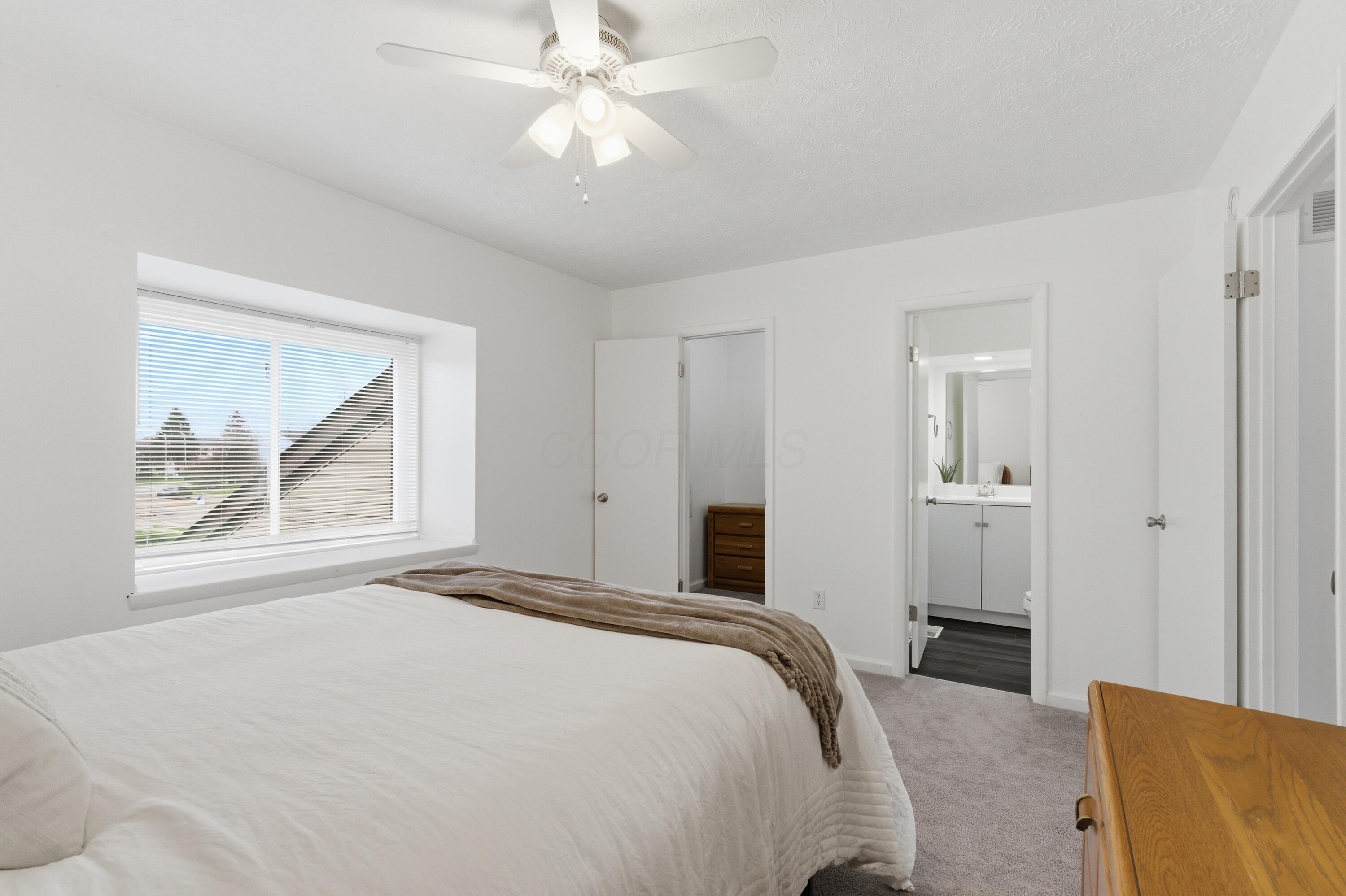 5272 Westbury Drive, 13B