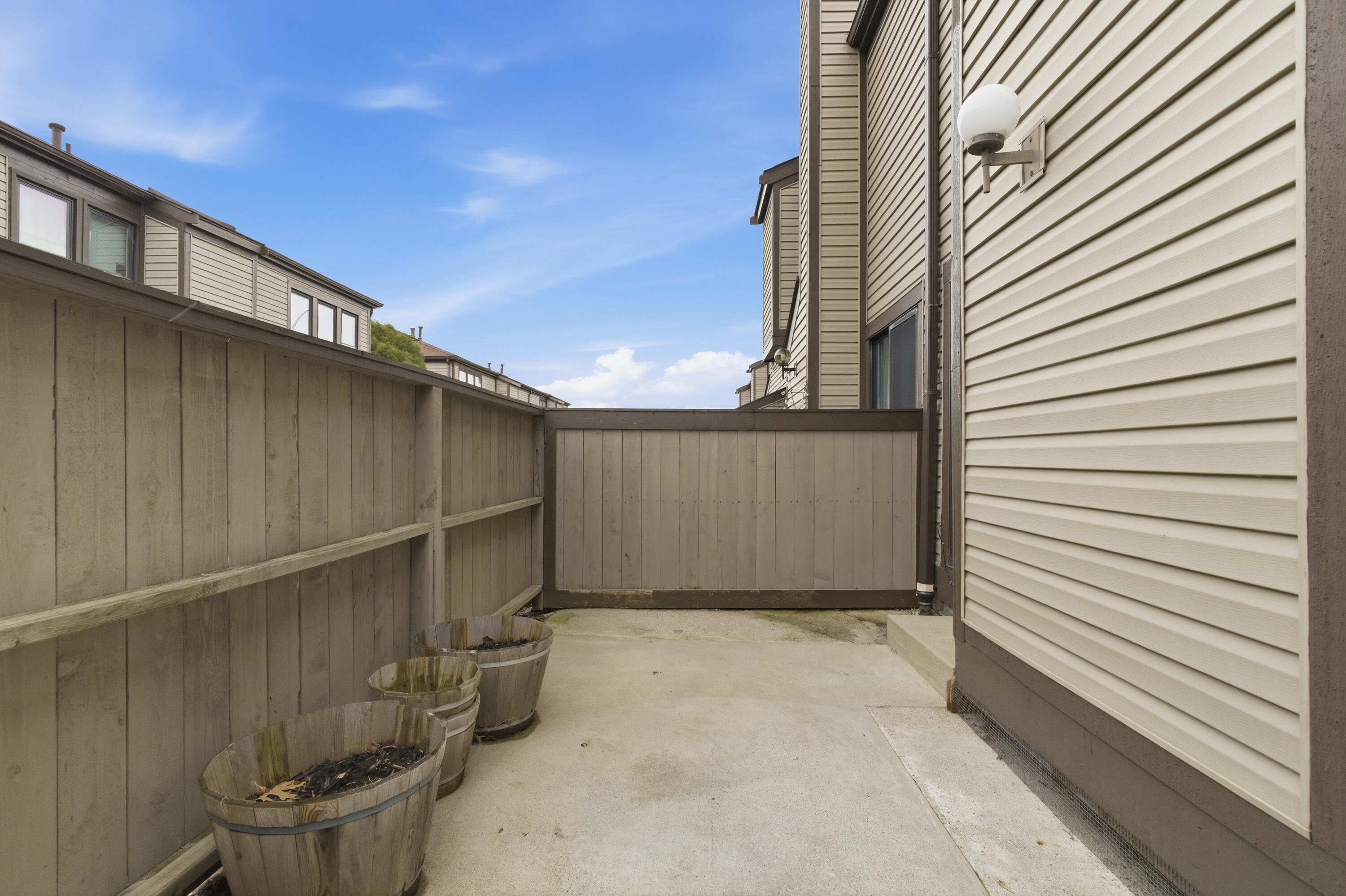 5272 Westbury Drive, 13B