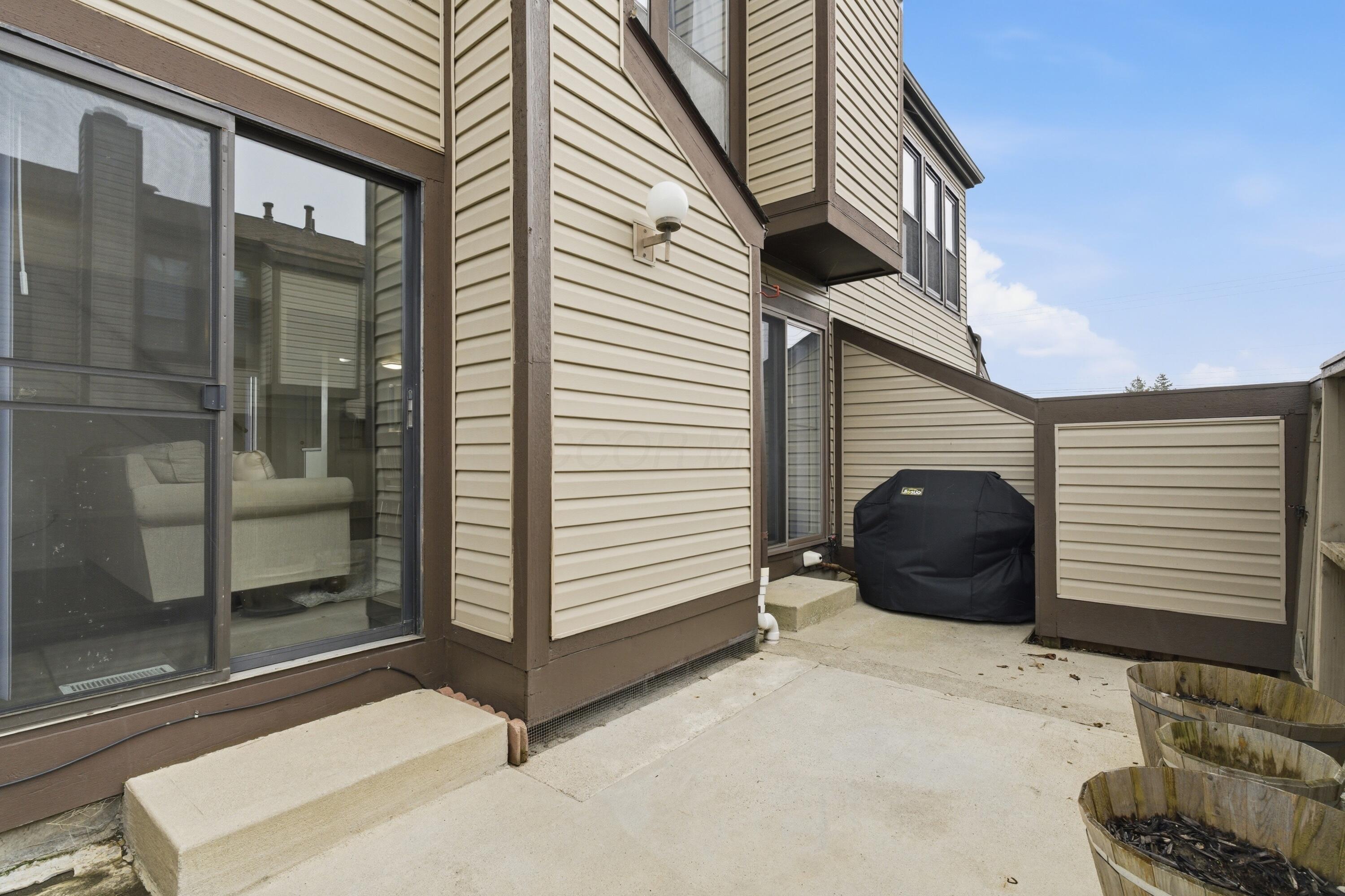 5272 Westbury Drive, 13B