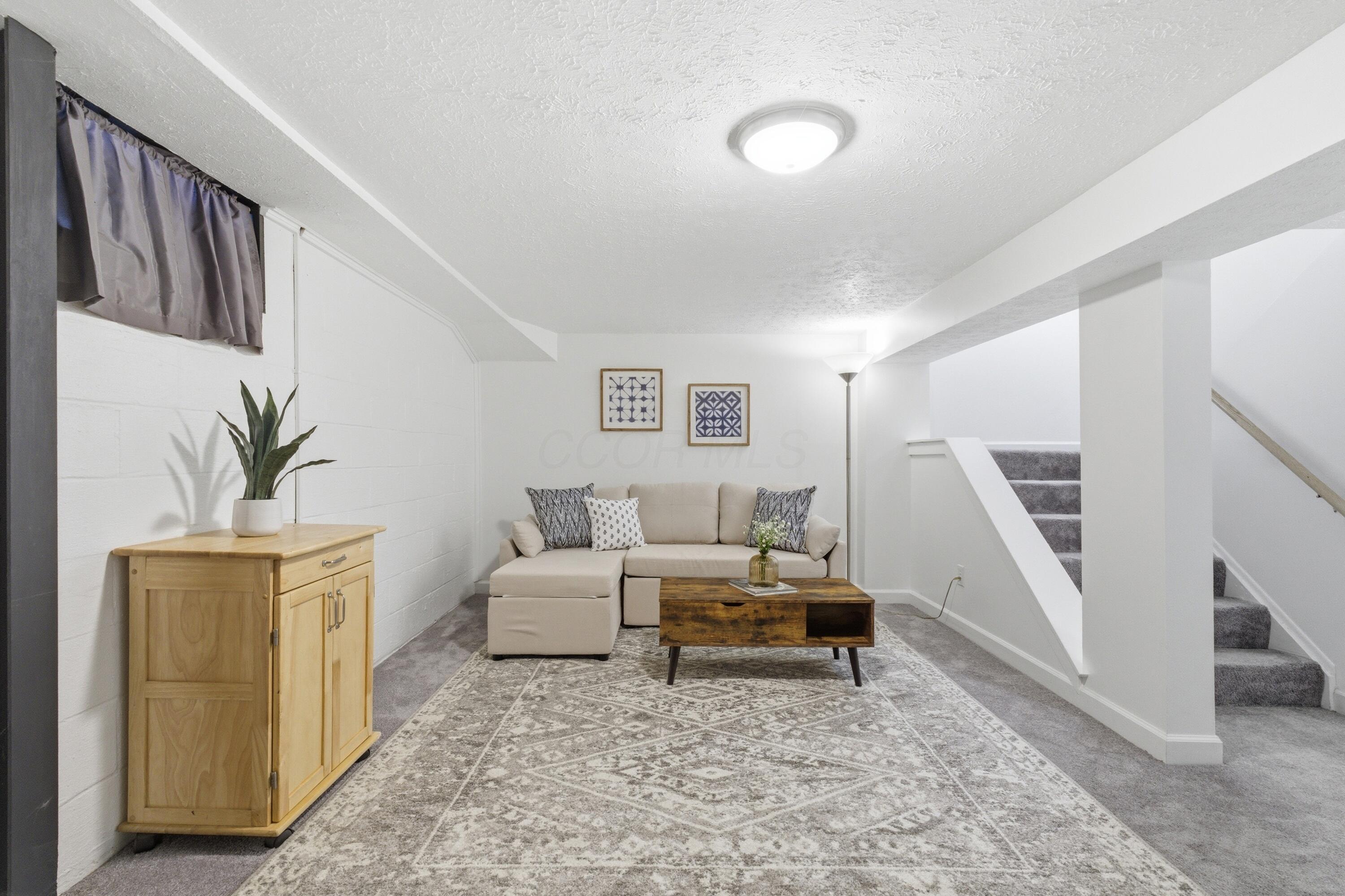 5272 Westbury Drive, 13B