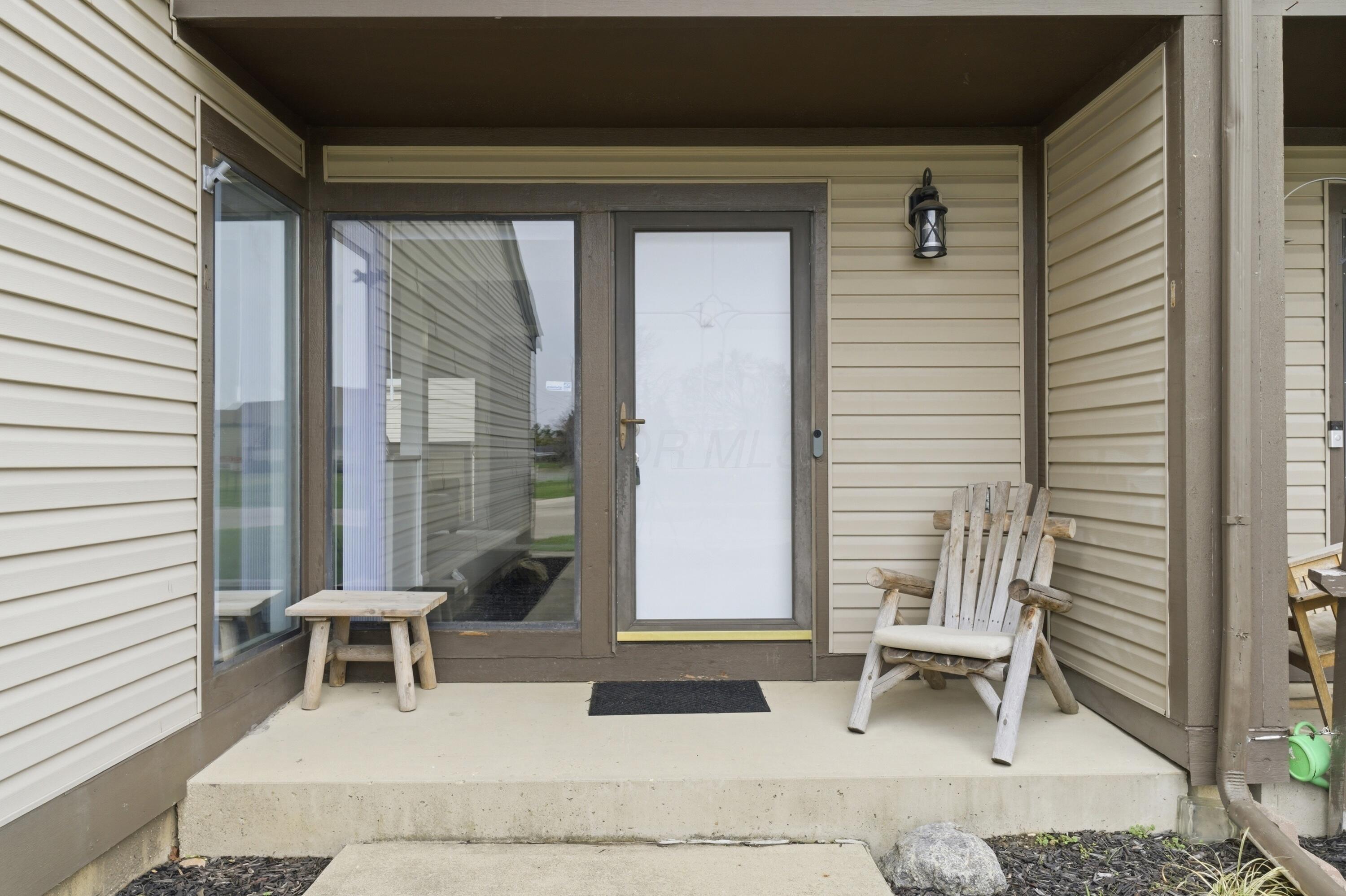 5272 Westbury Drive, 13B