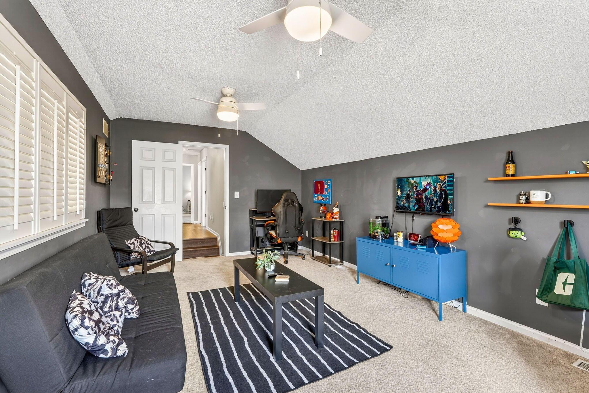 3554 W Bay Circle