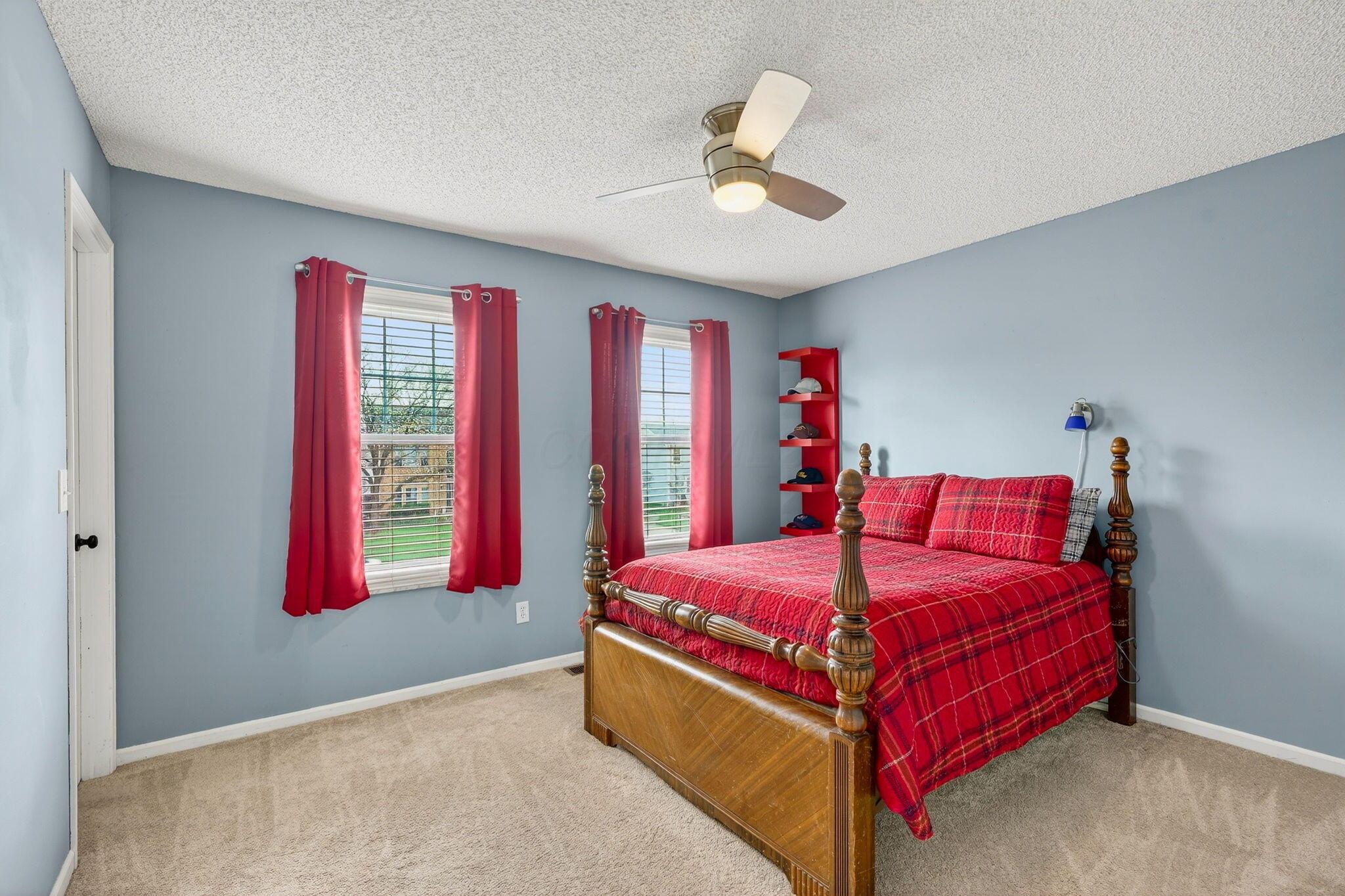 3554 W Bay Circle