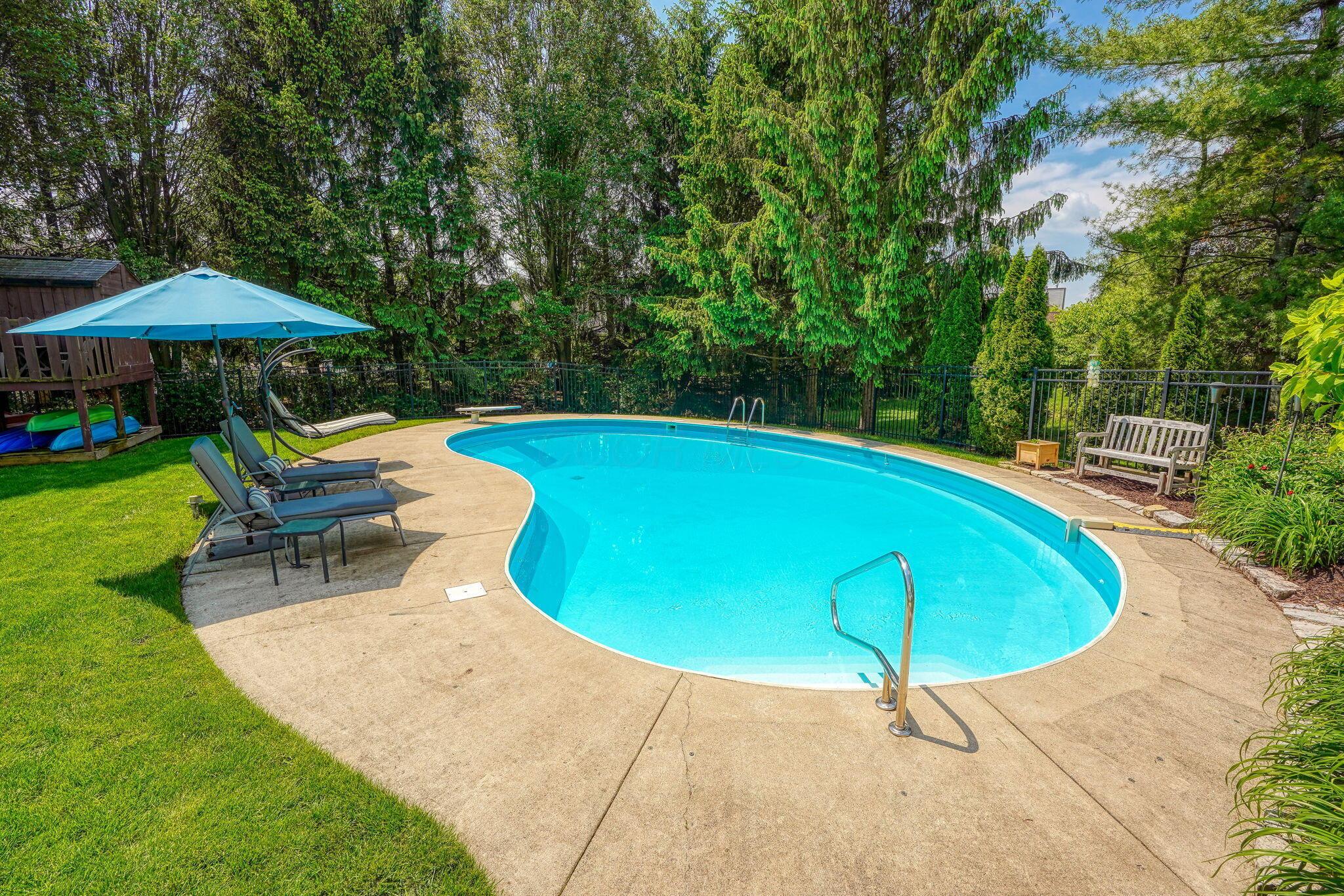 3554 W Bay Circle