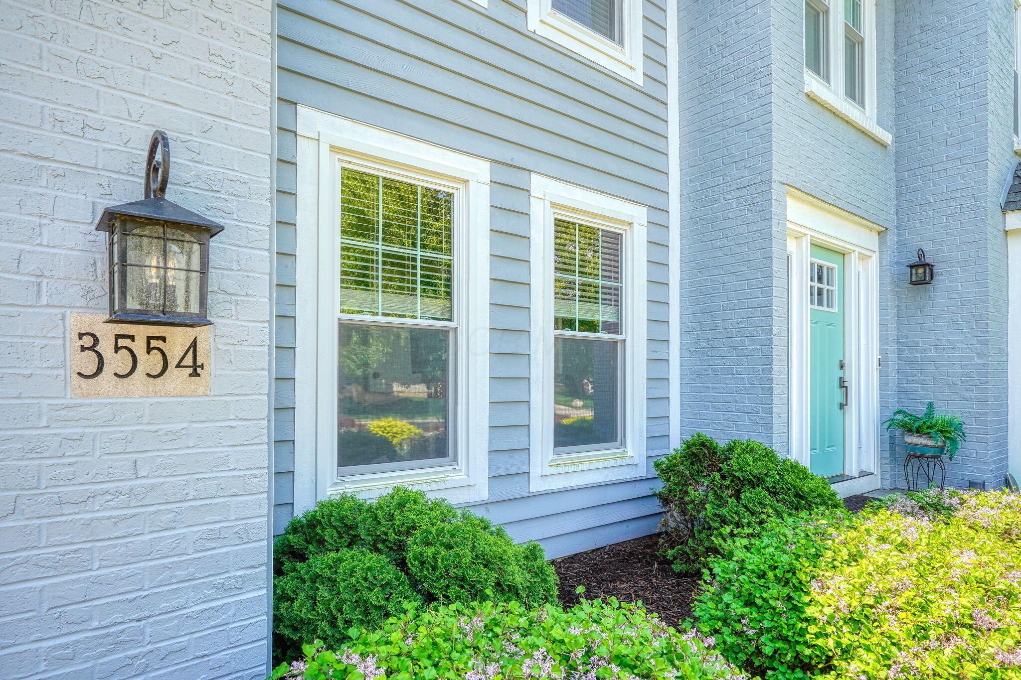 3554 W Bay Circle
