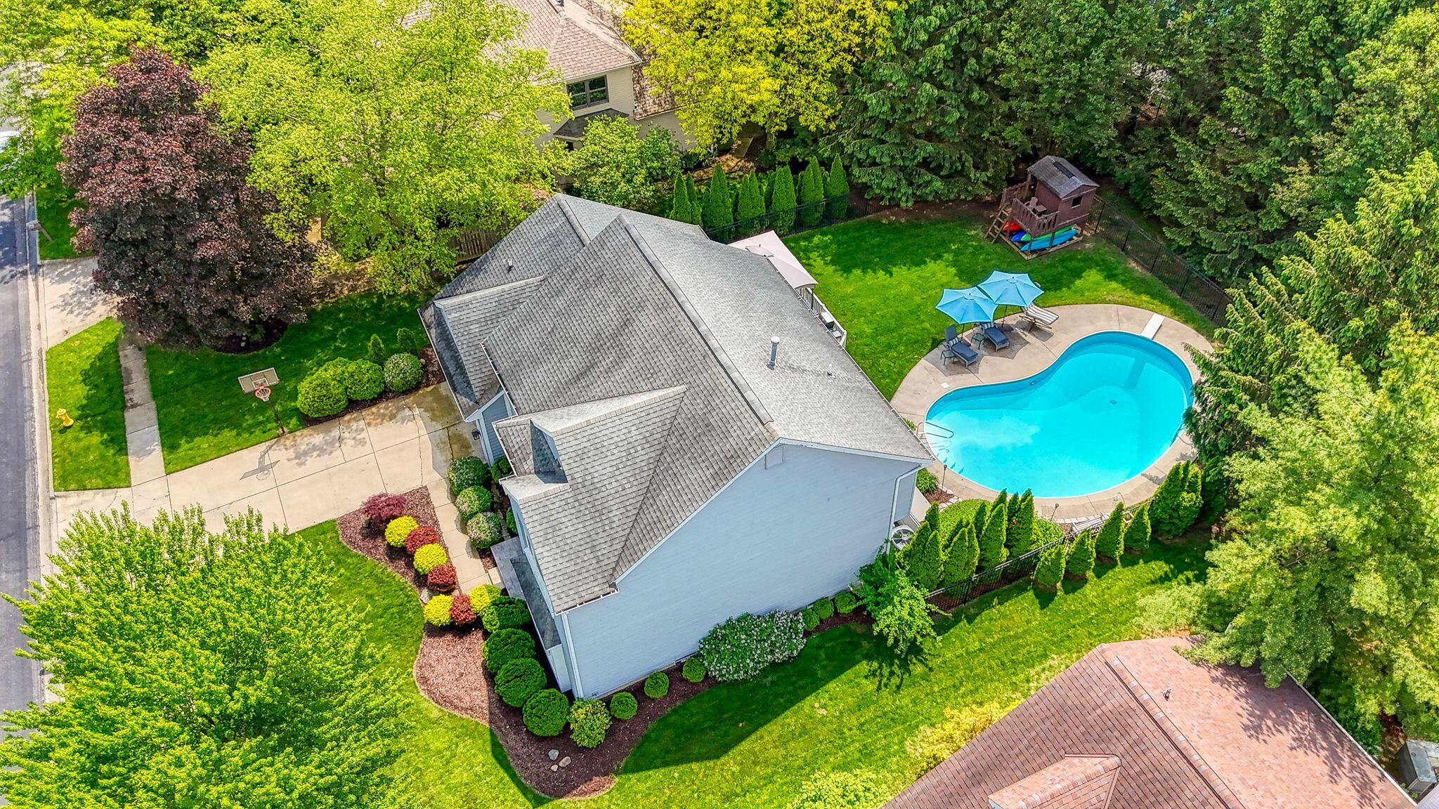 3554 W Bay Circle