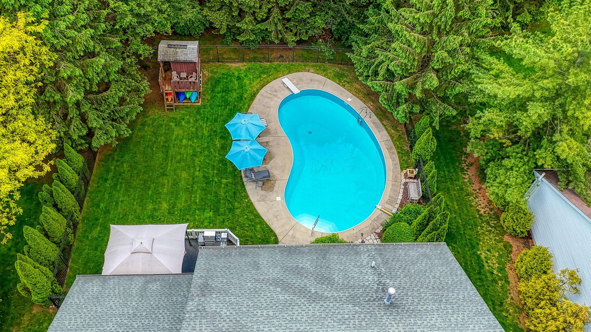 3554 W Bay Circle