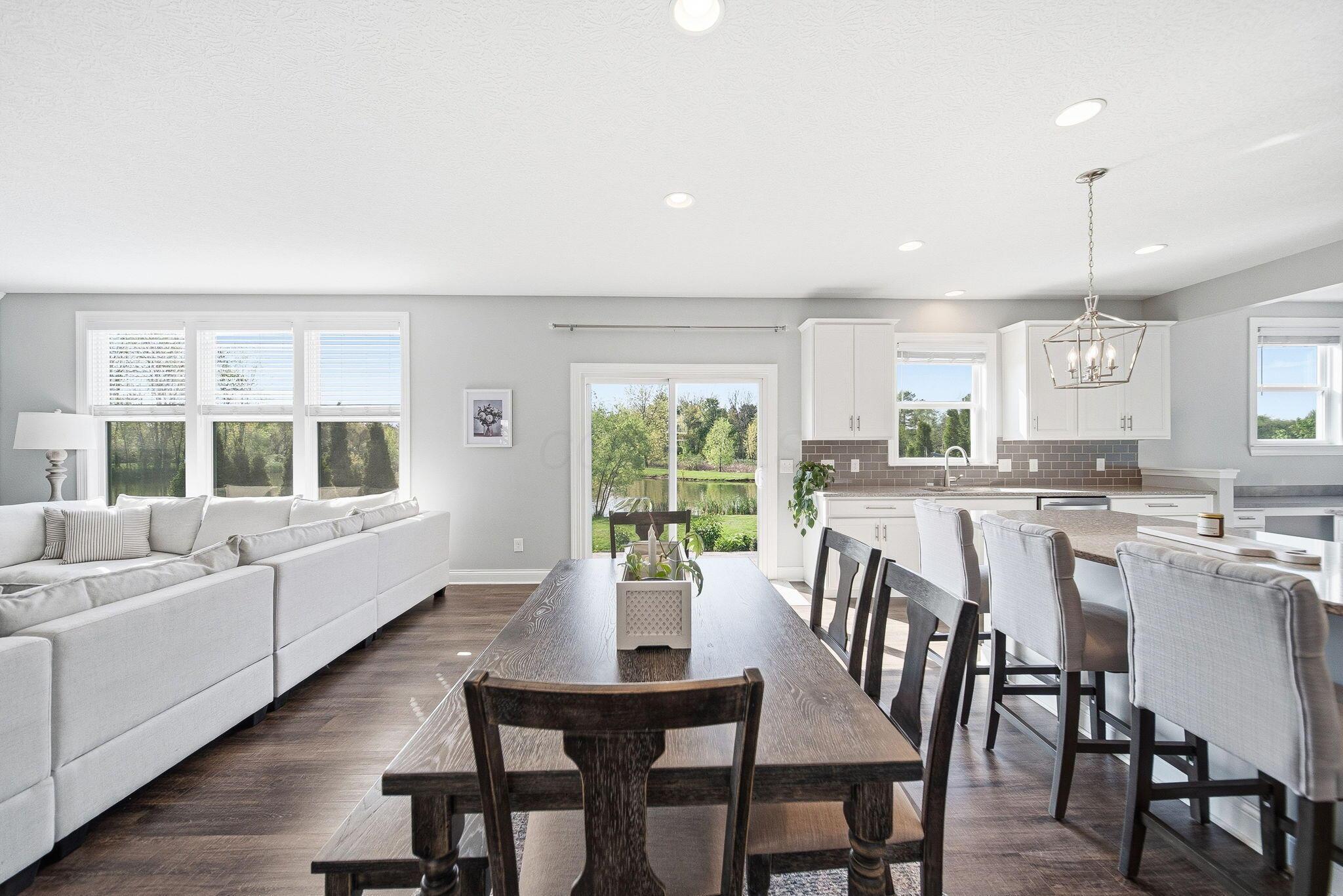 1298 Sunbury Meadows Drive