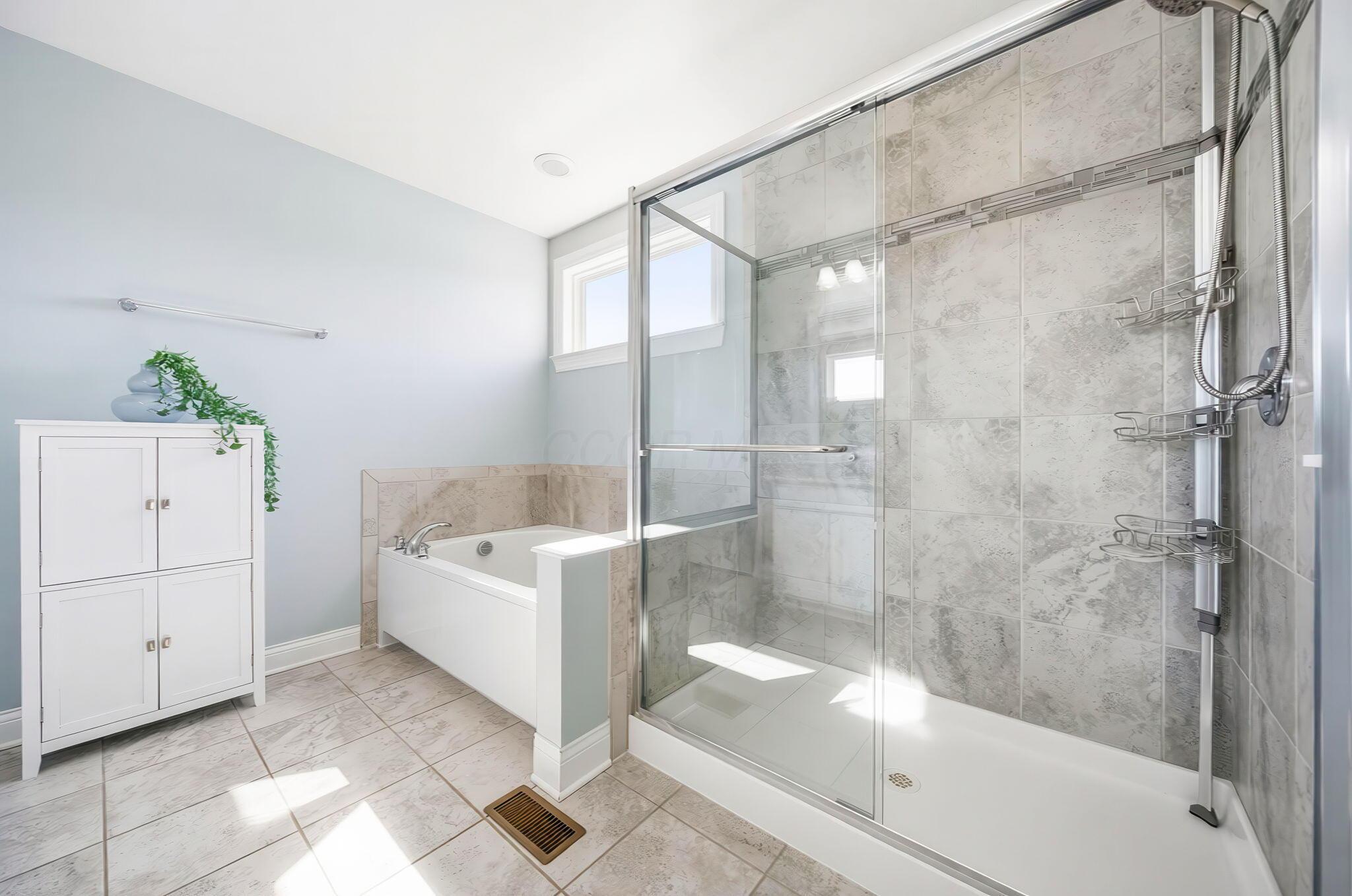 1298 Sunbury Meadows Drive