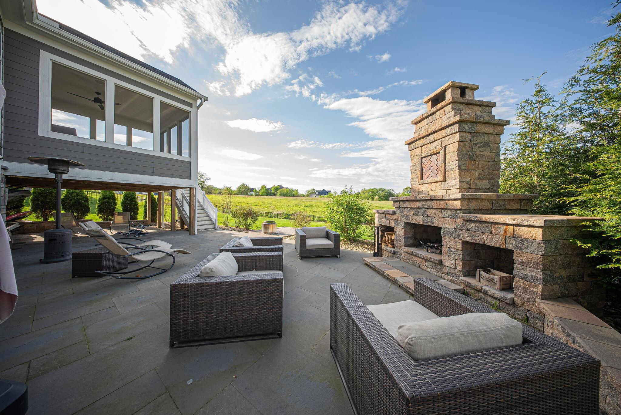 1608 Liberty Bluff Drive