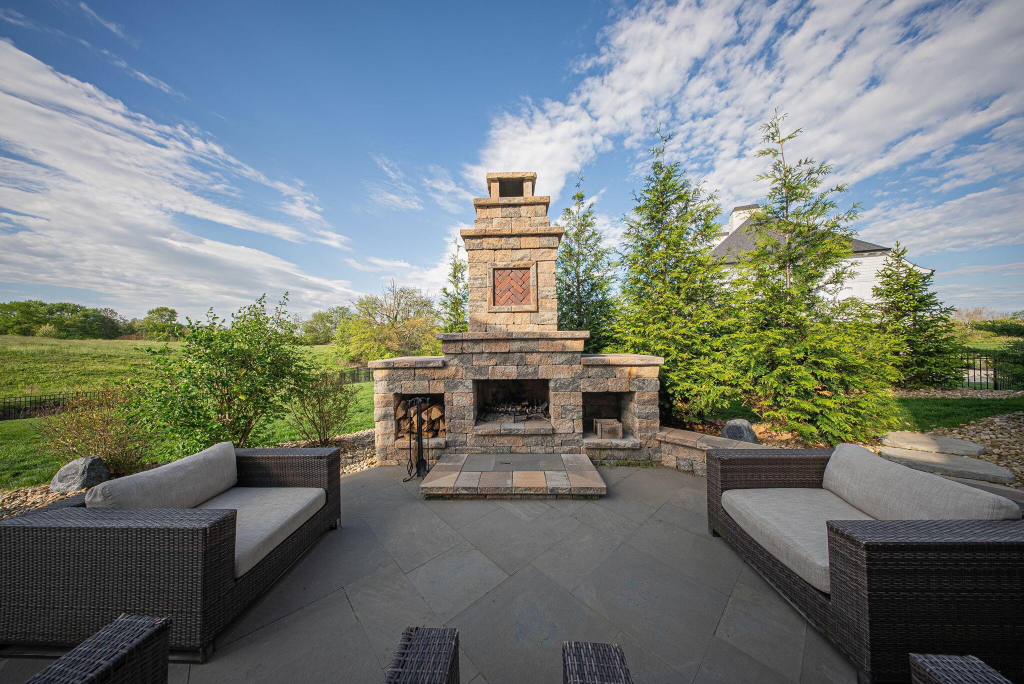 1608 Liberty Bluff Drive