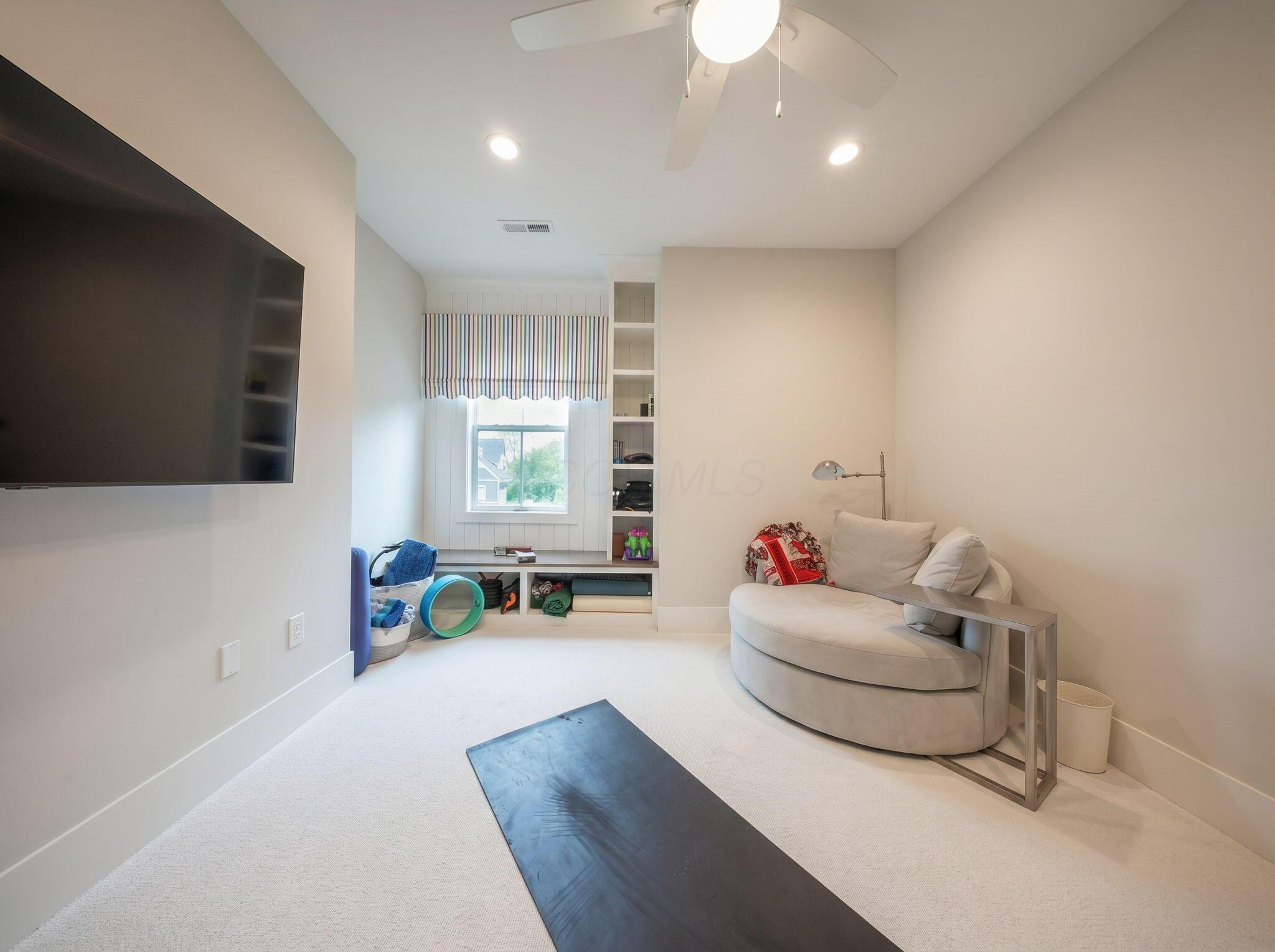 1608 Liberty Bluff Drive