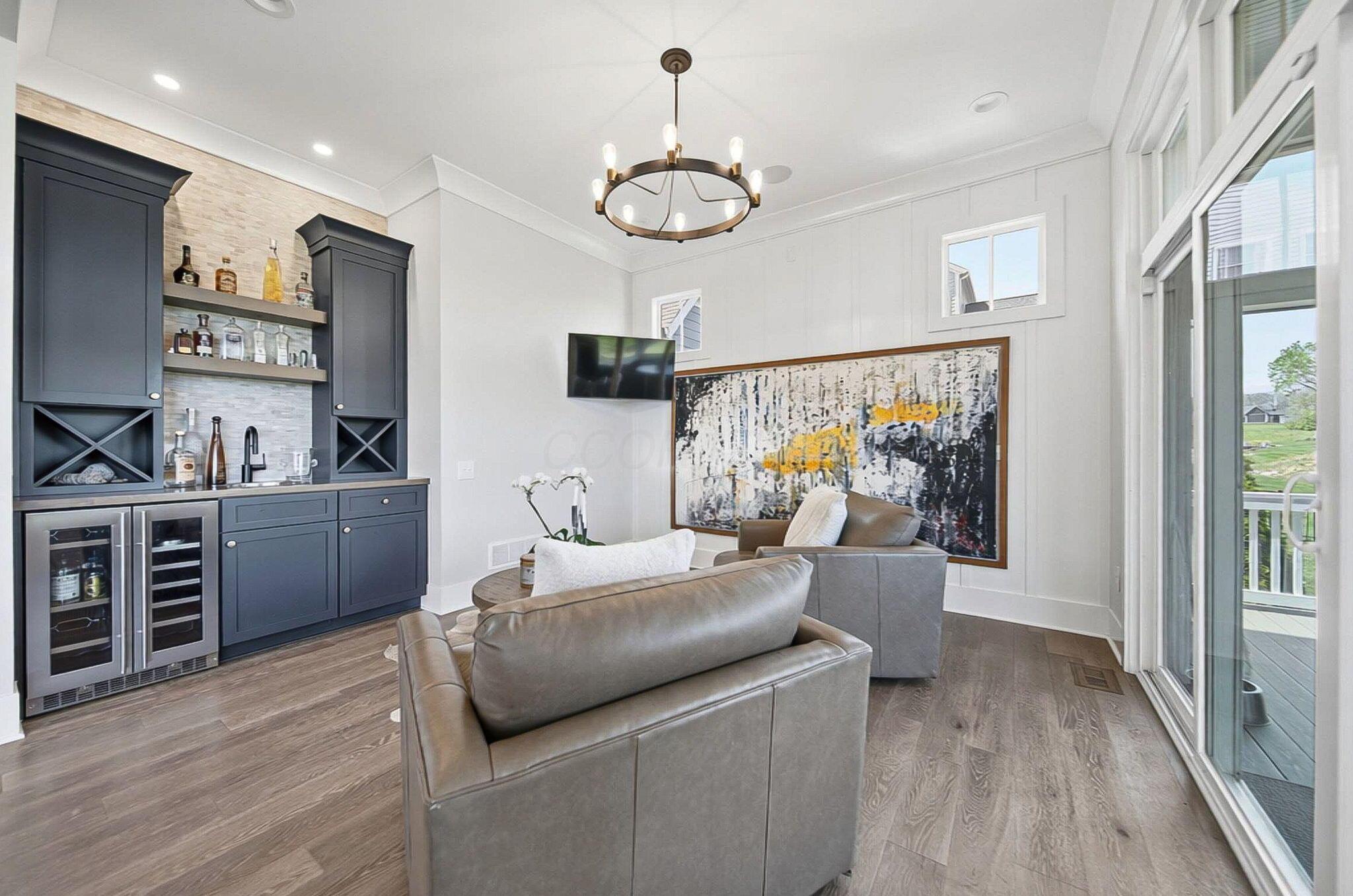 1608 Liberty Bluff Drive