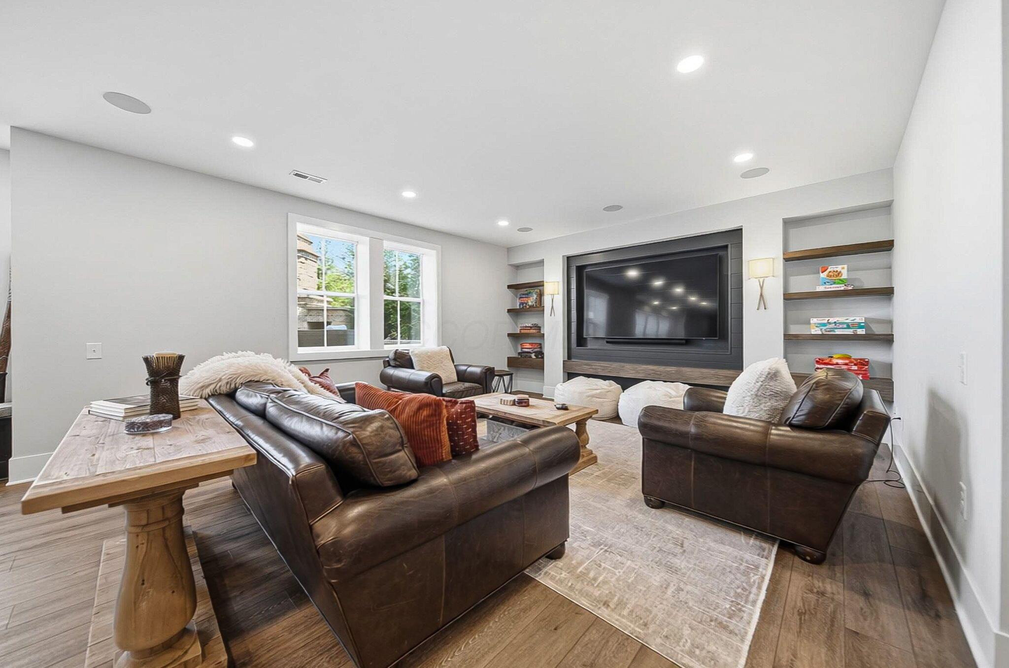 1608 Liberty Bluff Drive
