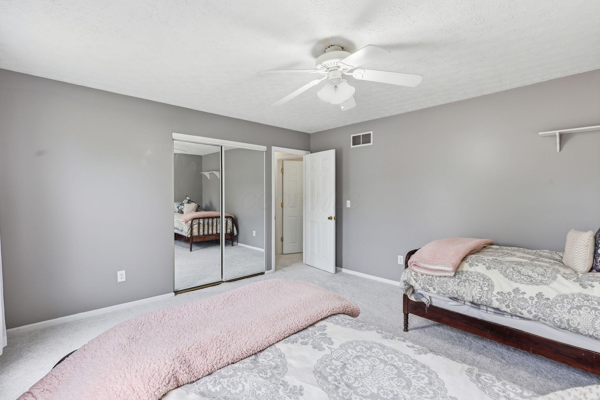 1091 Cross Country Drive