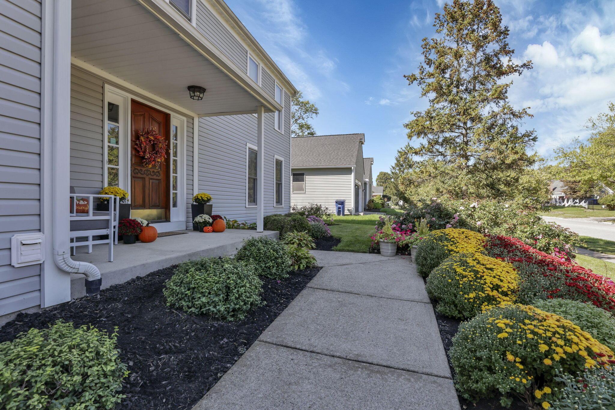 1091 Cross Country Drive