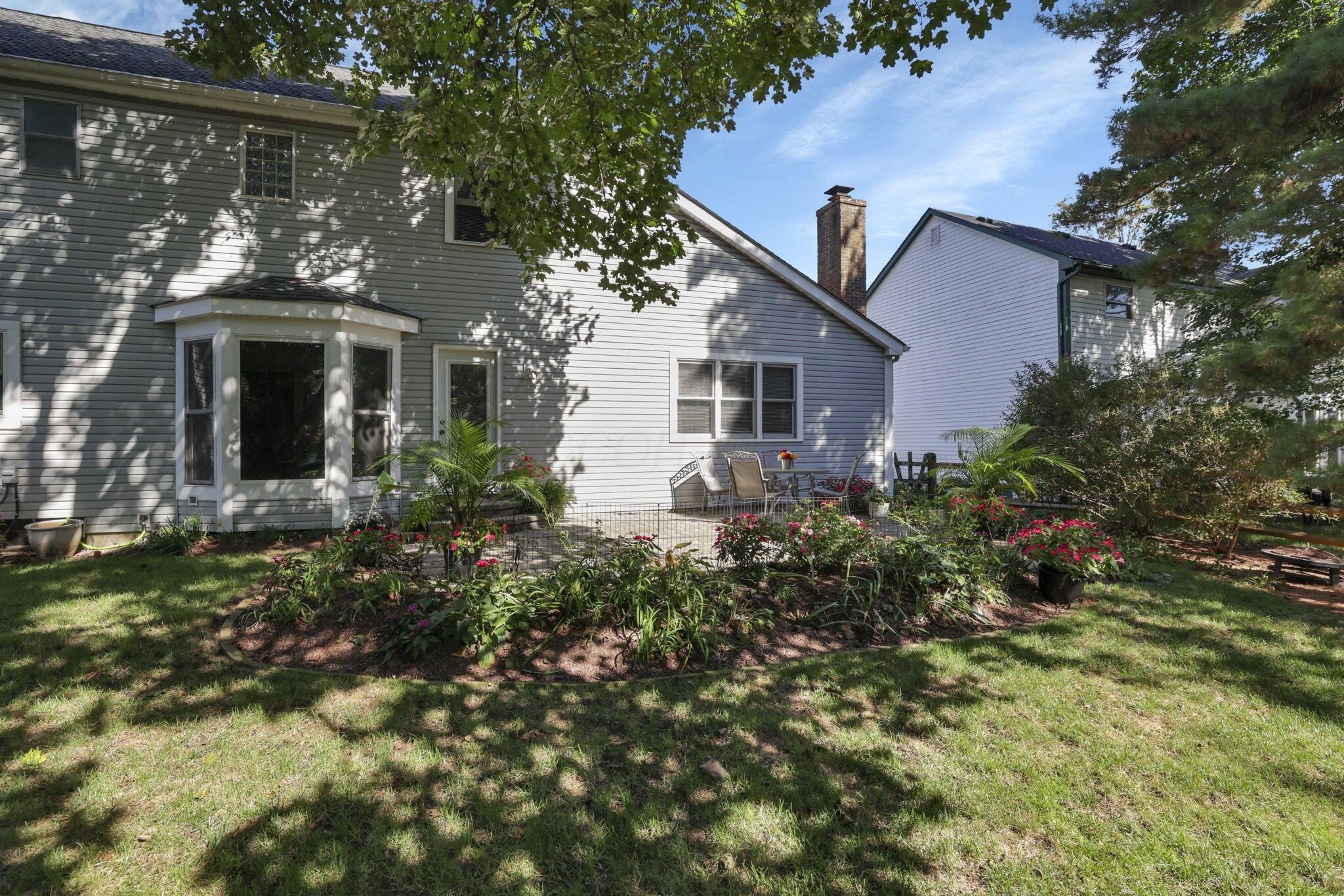 1091 Cross Country Drive