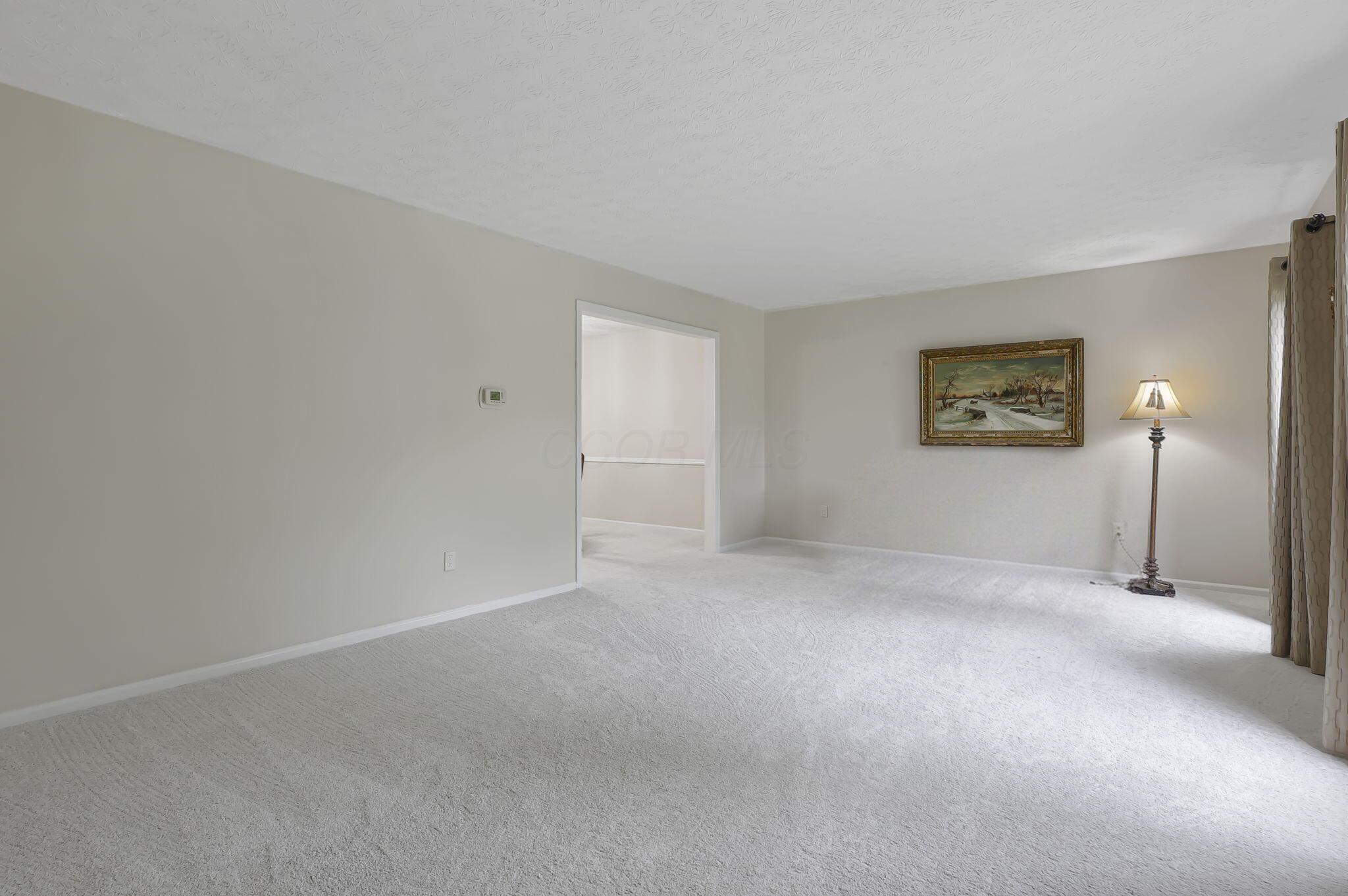 1091 Cross Country Drive