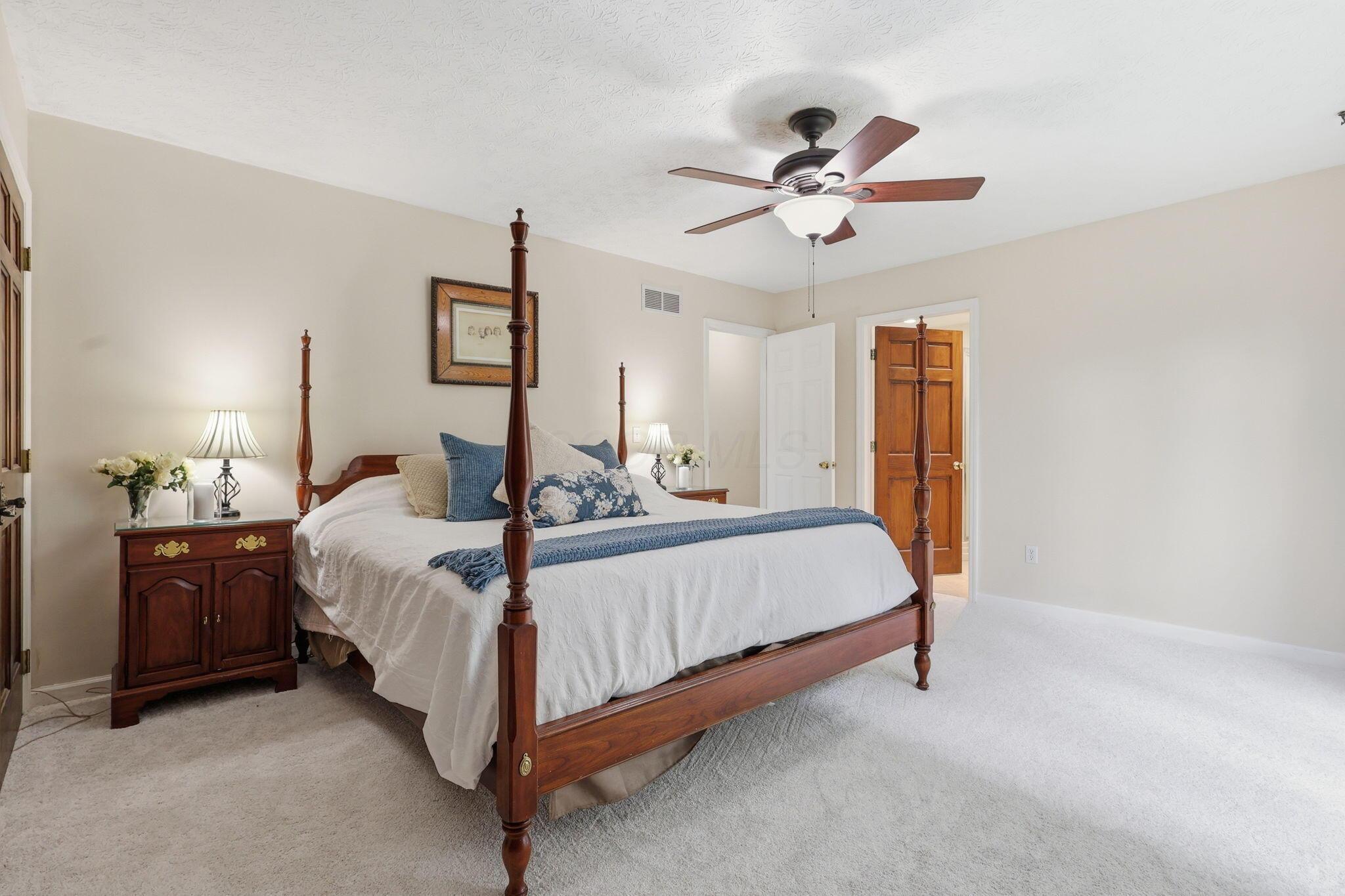 1091 Cross Country Drive