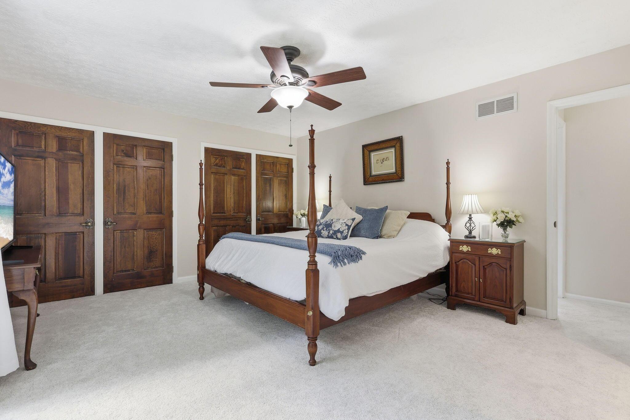 1091 Cross Country Drive
