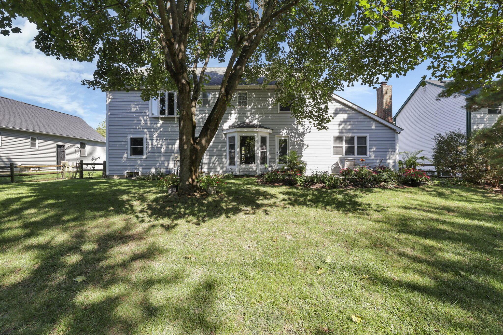 1091 Cross Country Drive