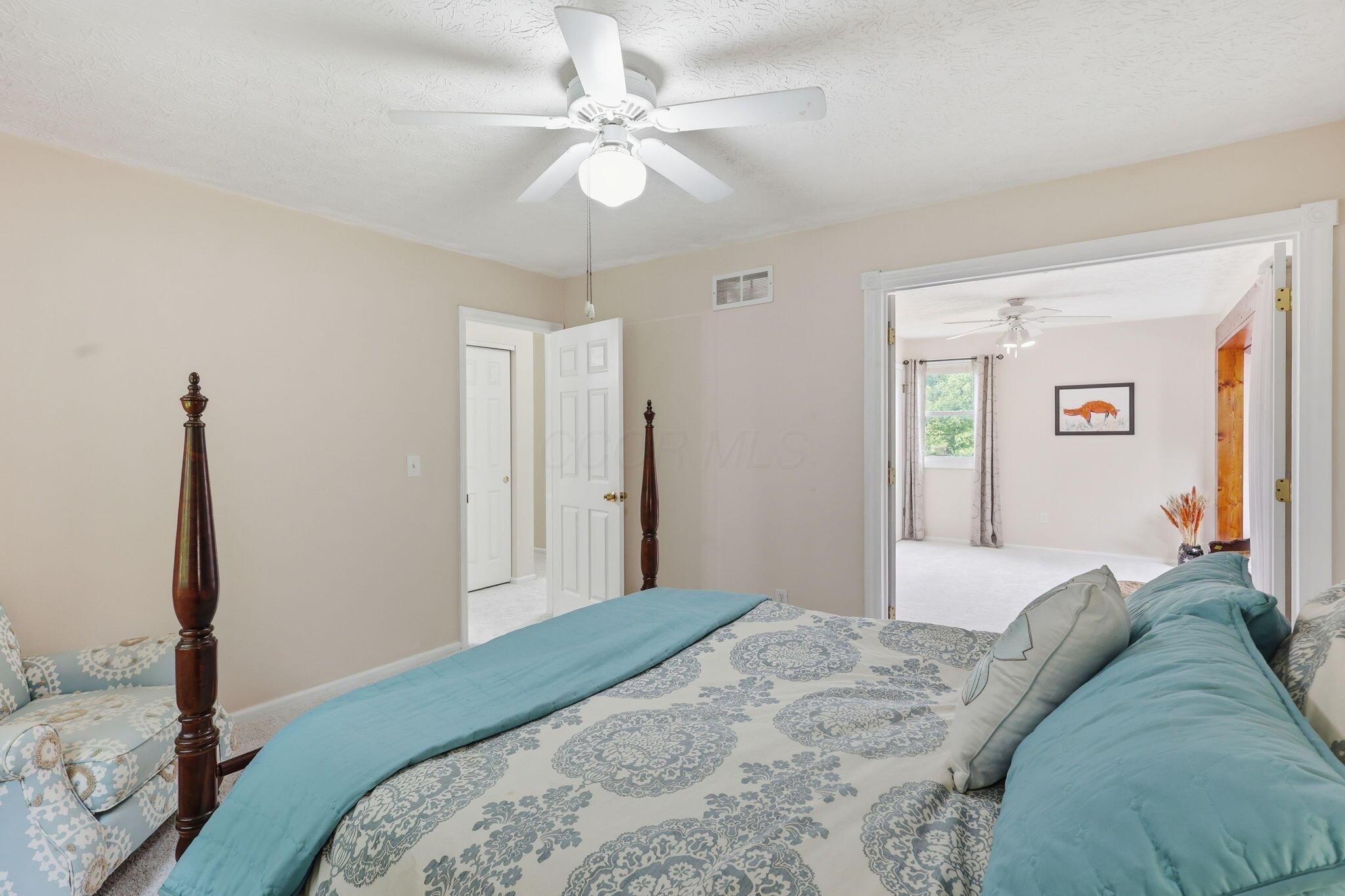 1091 Cross Country Drive