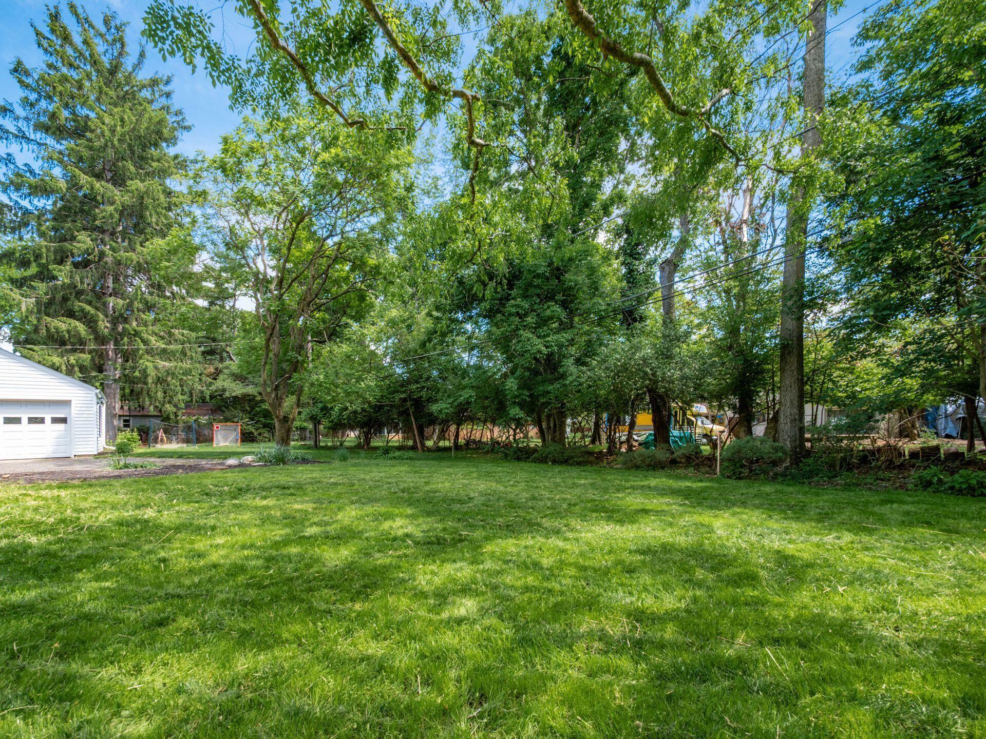235 W Southington Avenue