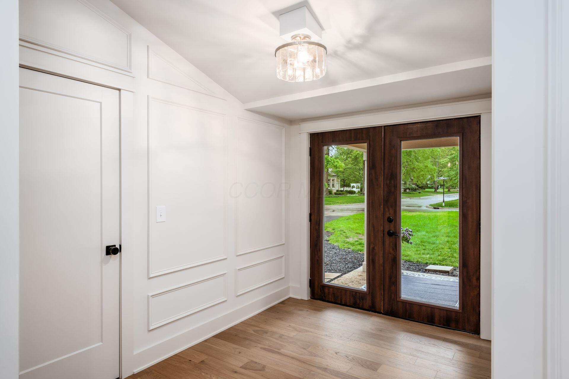 235 W Southington Avenue