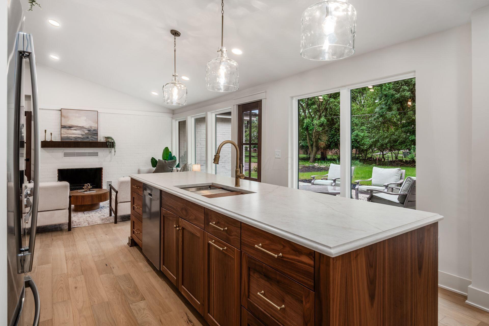 235 W Southington Avenue