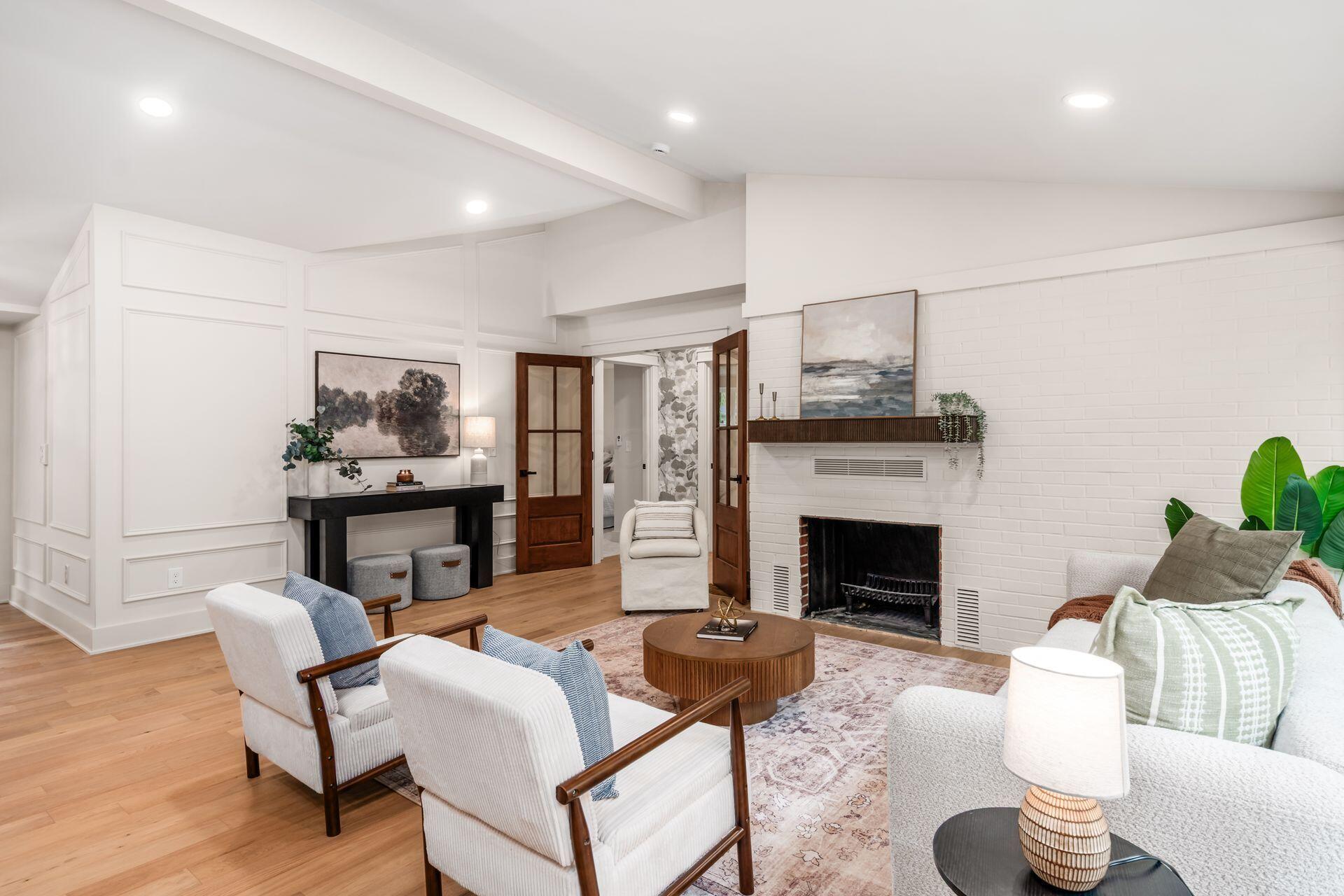 235 W Southington Avenue