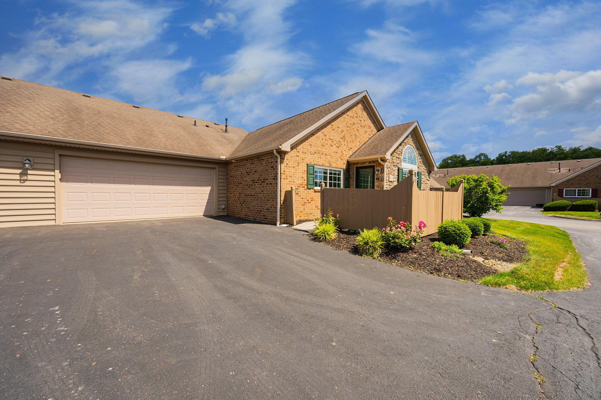 5676 Silver Frost Road, 2