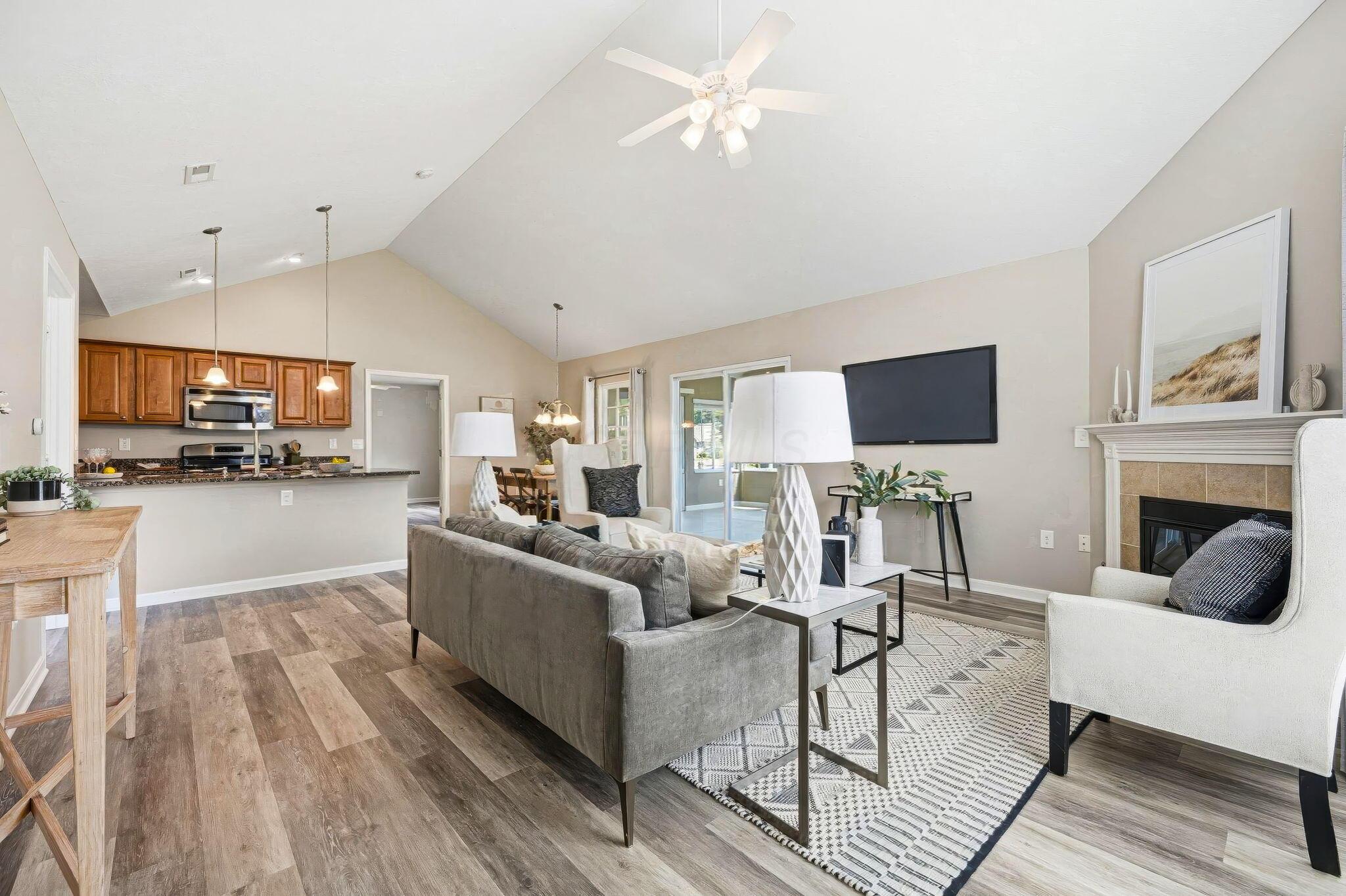 5676 Silver Frost Road, 2