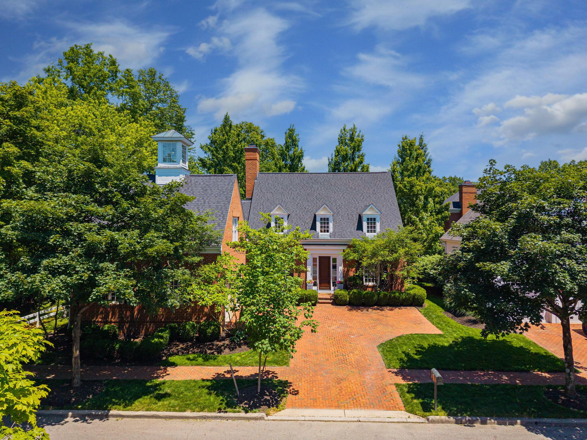46 Pickett Place
